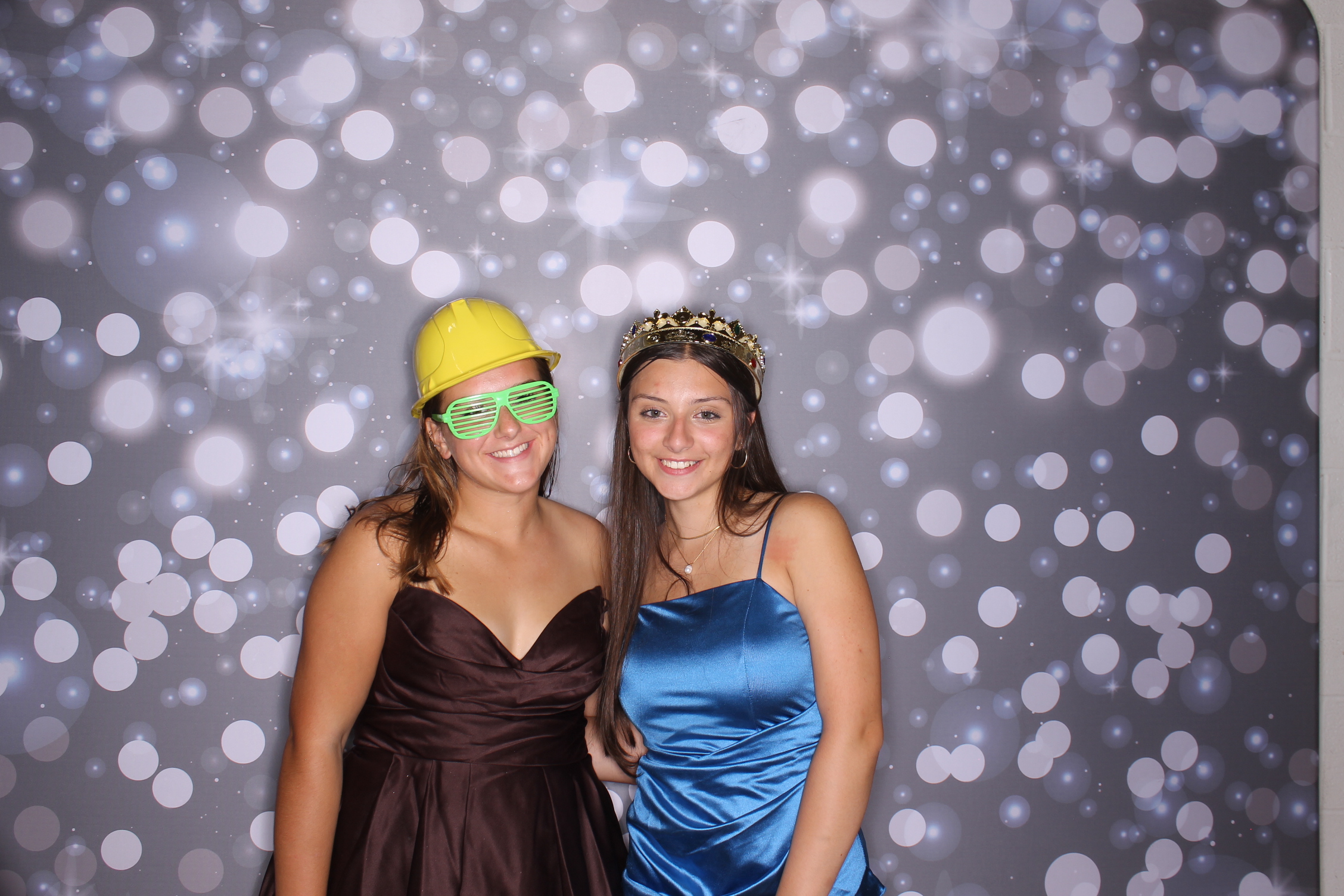 Deer Park Homecoming | View more photos from the event at gallery.photoboothcincy.com/u/PhotoBoothCincy/Deer-Park-Homecoming