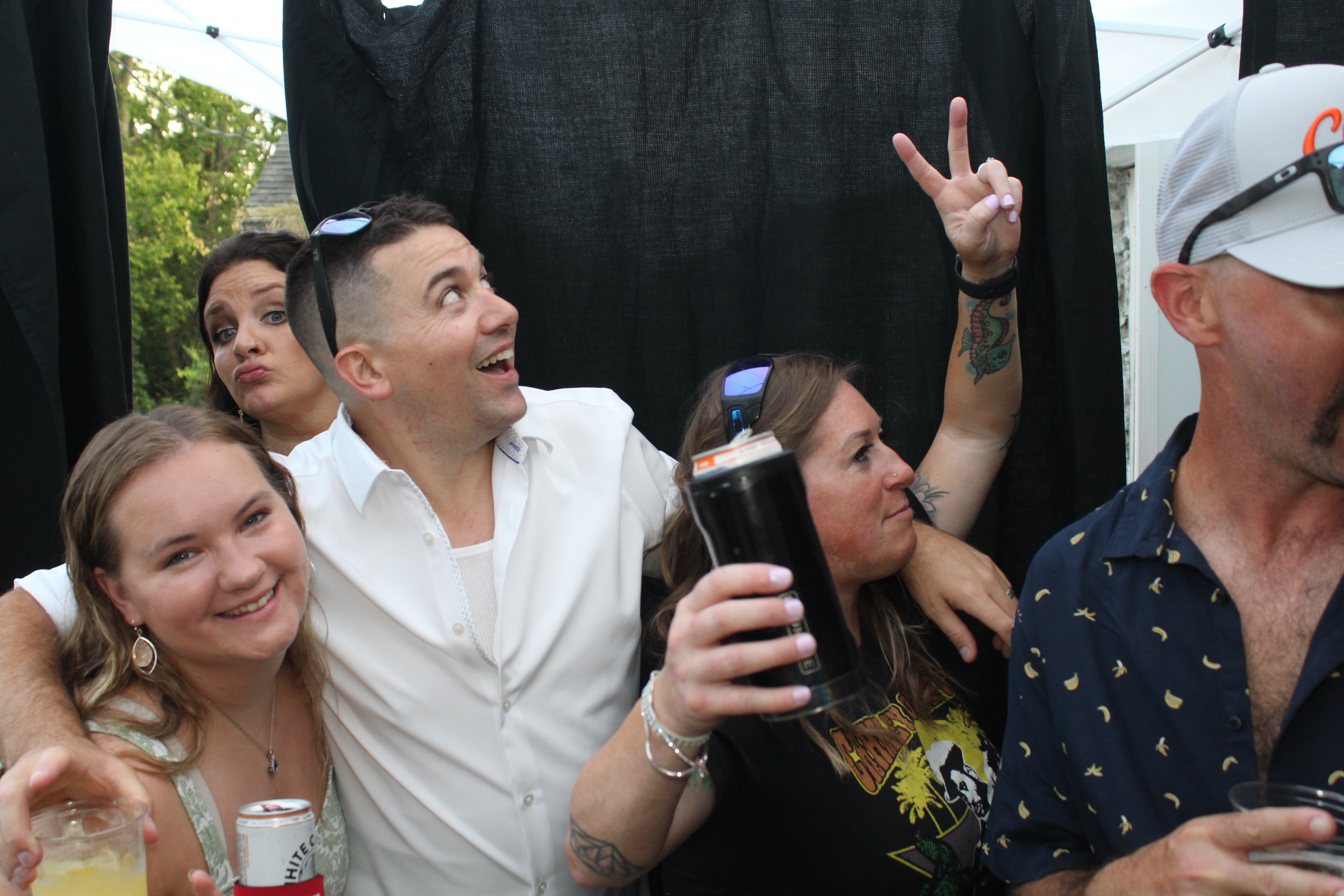 EJ & Ryan | View more photos from the event at gallery.photoboothcincy.com/u/PhotoBoothCincy/EJ-Ryan