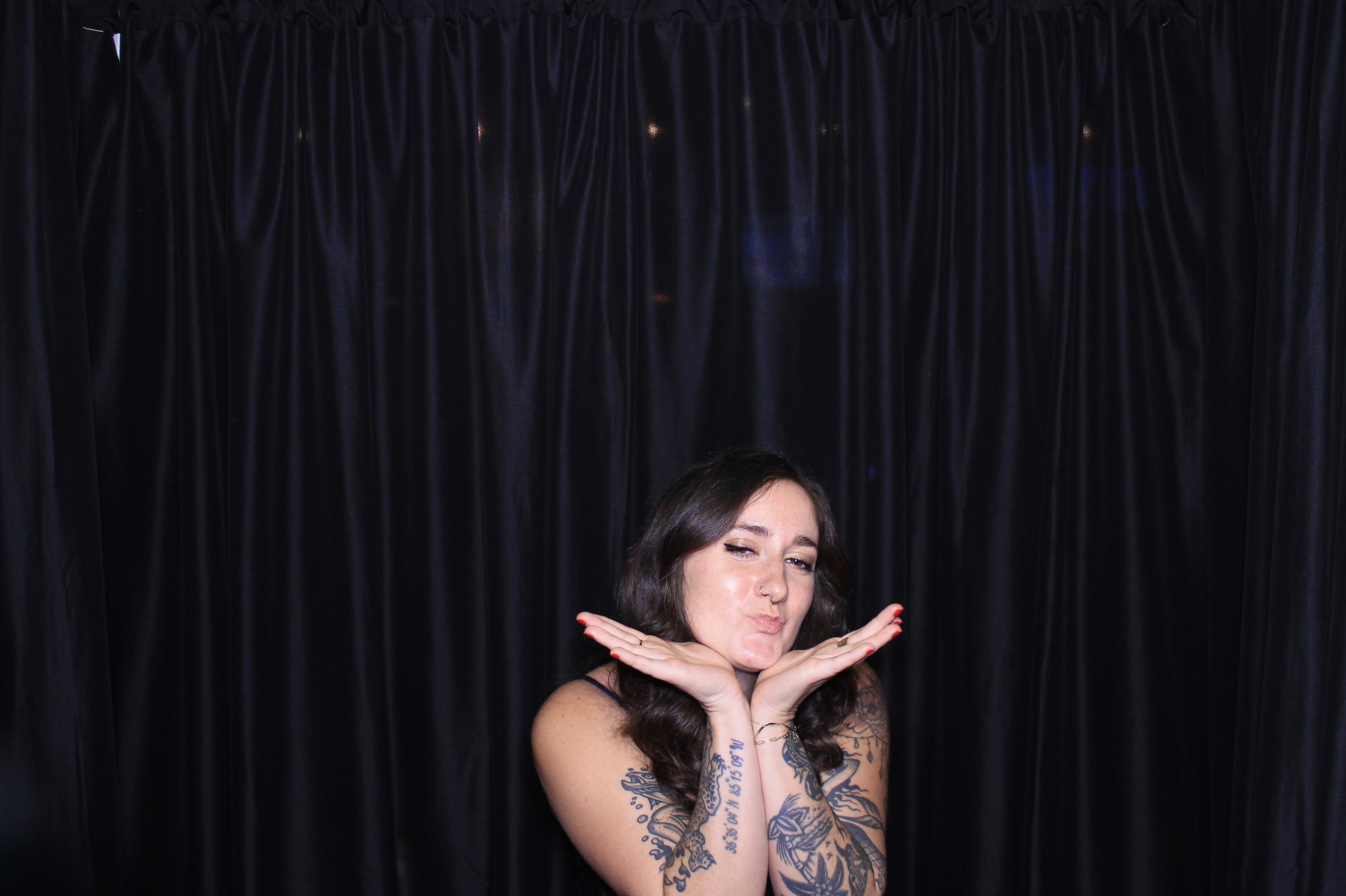 Easy Way Holiday Party | View more photos from the event at gallery.photoboothcincy.com/u/PhotoBoothCincy/Easy-Way-Holiday-Party