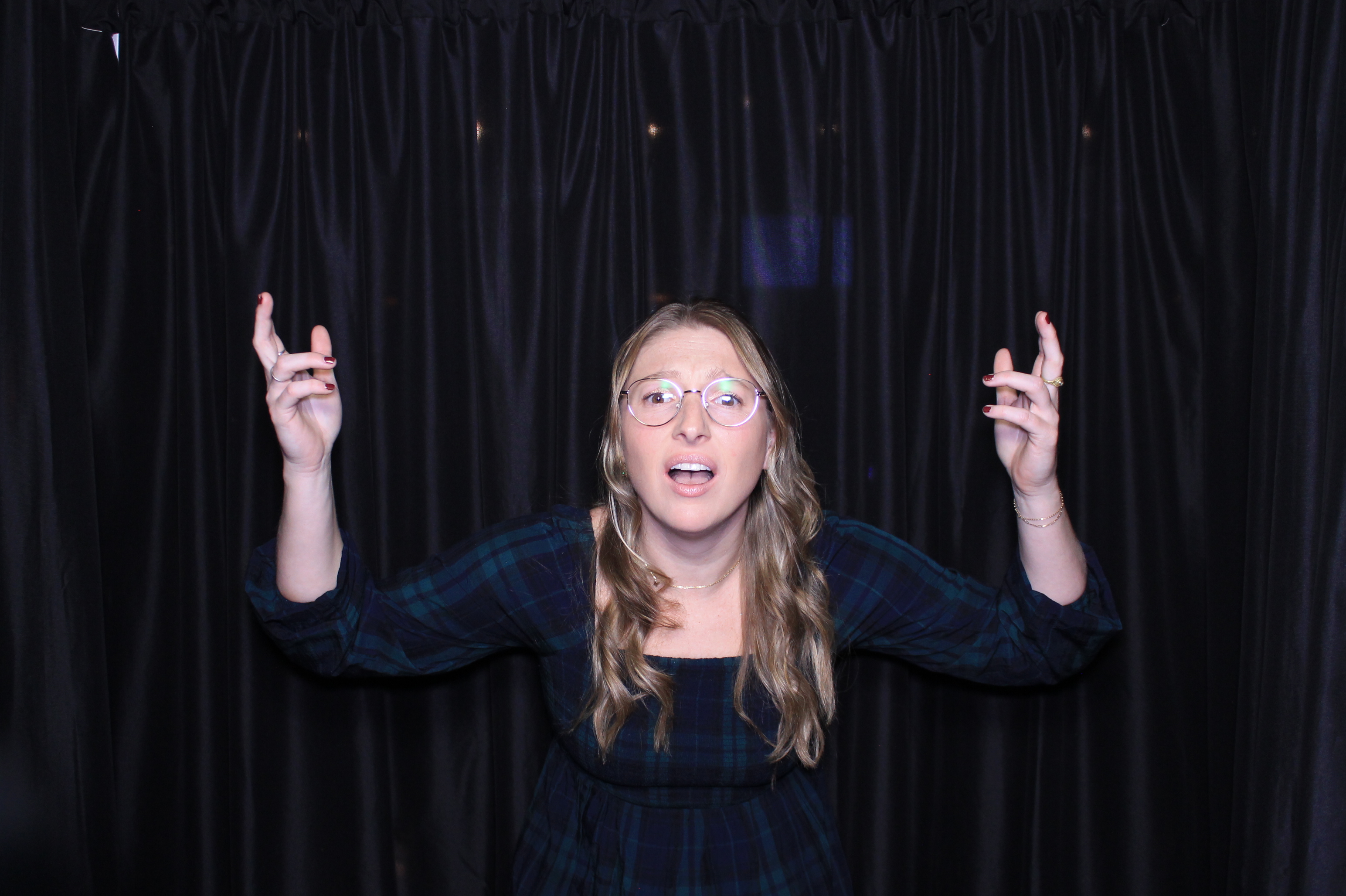 Easy Way Holiday Party | View more photos from the event at gallery.photoboothcincy.com/u/PhotoBoothCincy/Easy-Way-Holiday-Party