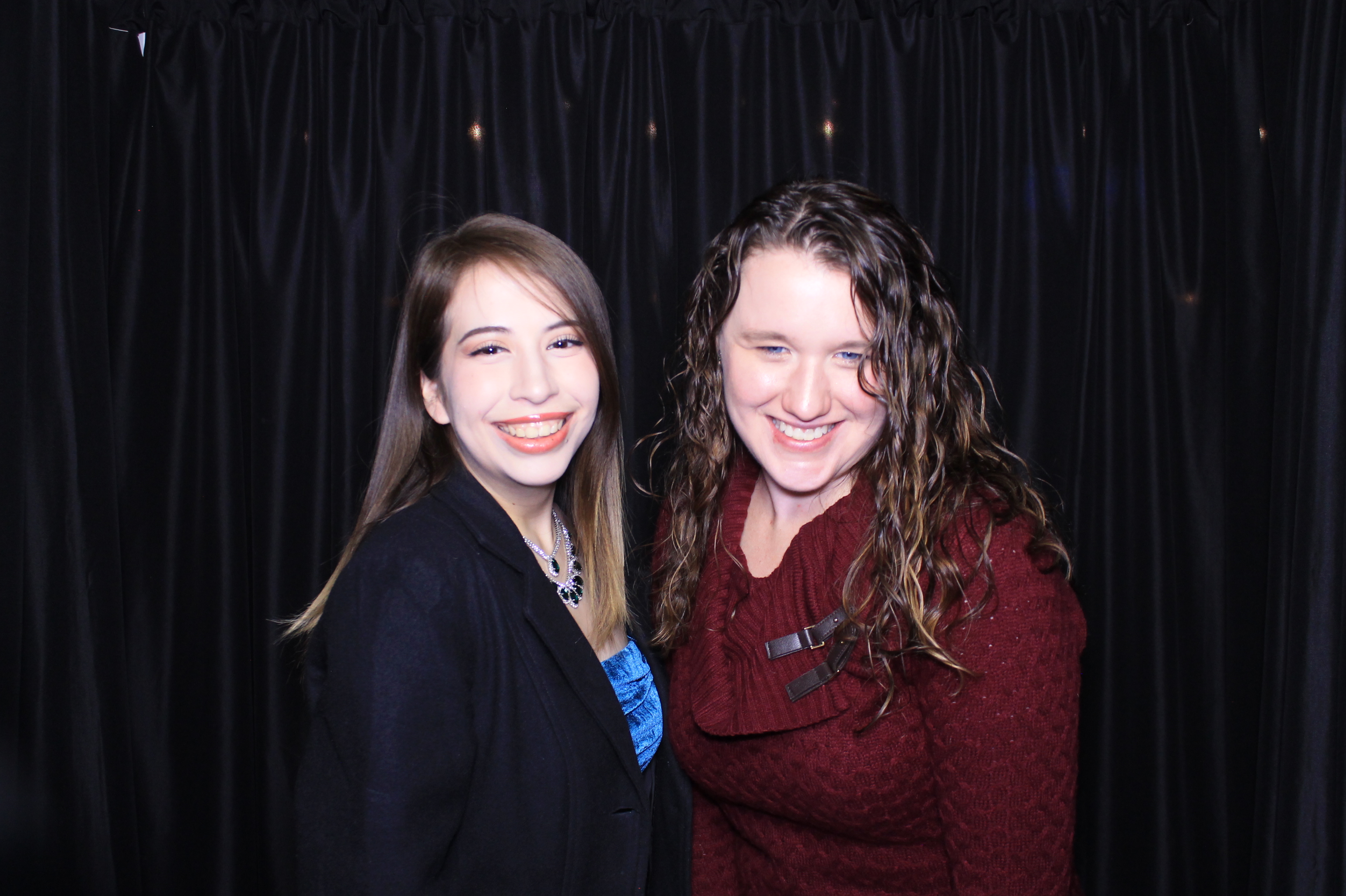 Easy Way Holiday Party | View more photos from the event at gallery.photoboothcincy.com/u/PhotoBoothCincy/Easy-Way-Holiday-Party