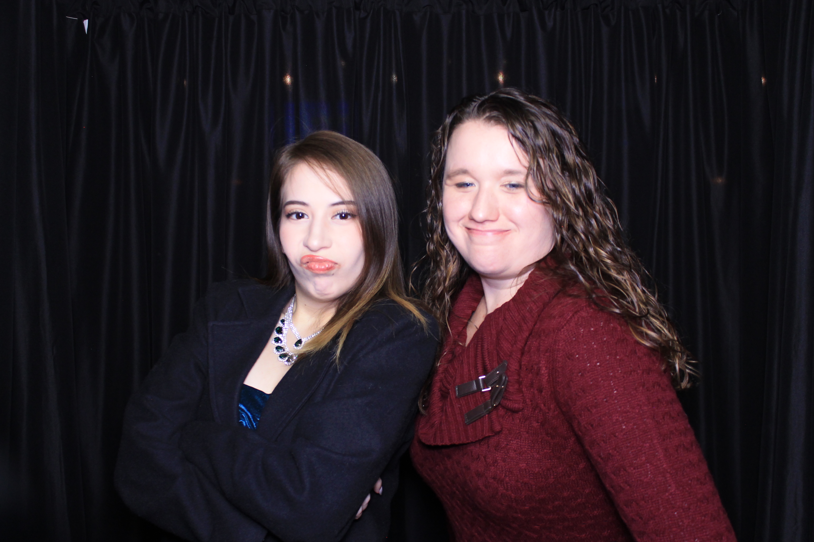 Easy Way Holiday Party | View more photos from the event at gallery.photoboothcincy.com/u/PhotoBoothCincy/Easy-Way-Holiday-Party