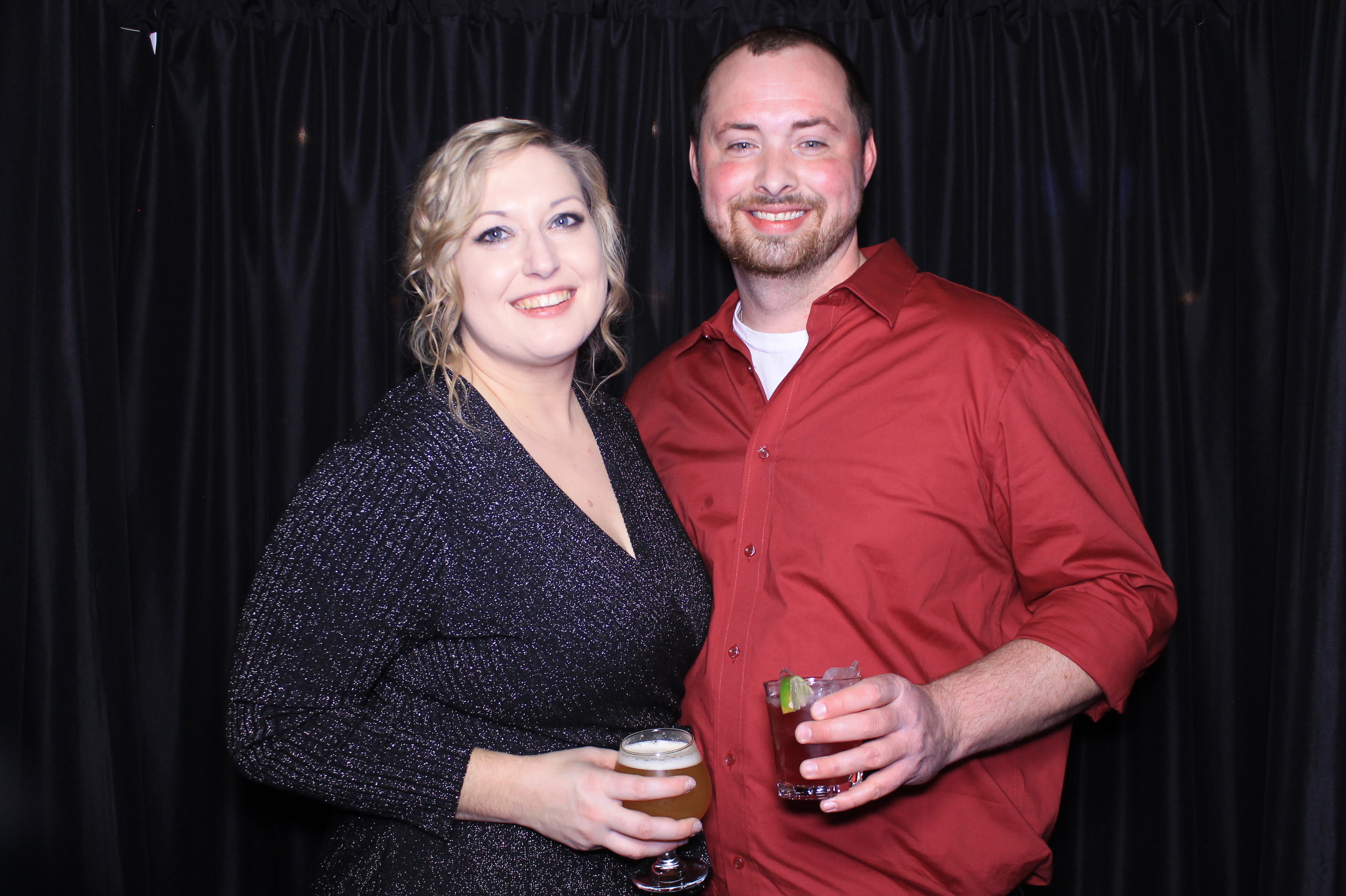 Easy Way Holiday Party | View more photos from the event at gallery.photoboothcincy.com/u/PhotoBoothCincy/Easy-Way-Holiday-Party