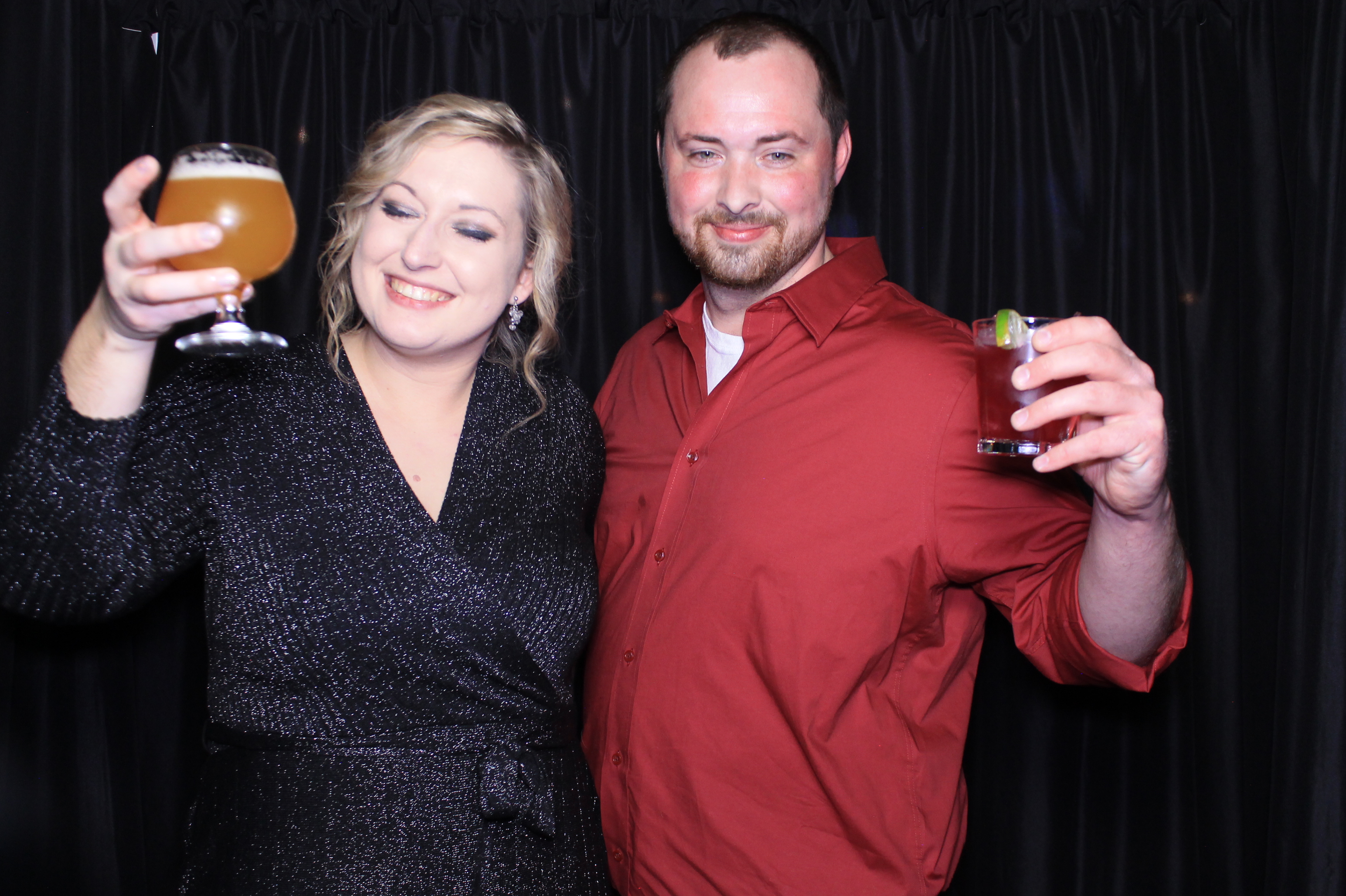 Easy Way Holiday Party | View more photos from the event at gallery.photoboothcincy.com/u/PhotoBoothCincy/Easy-Way-Holiday-Party