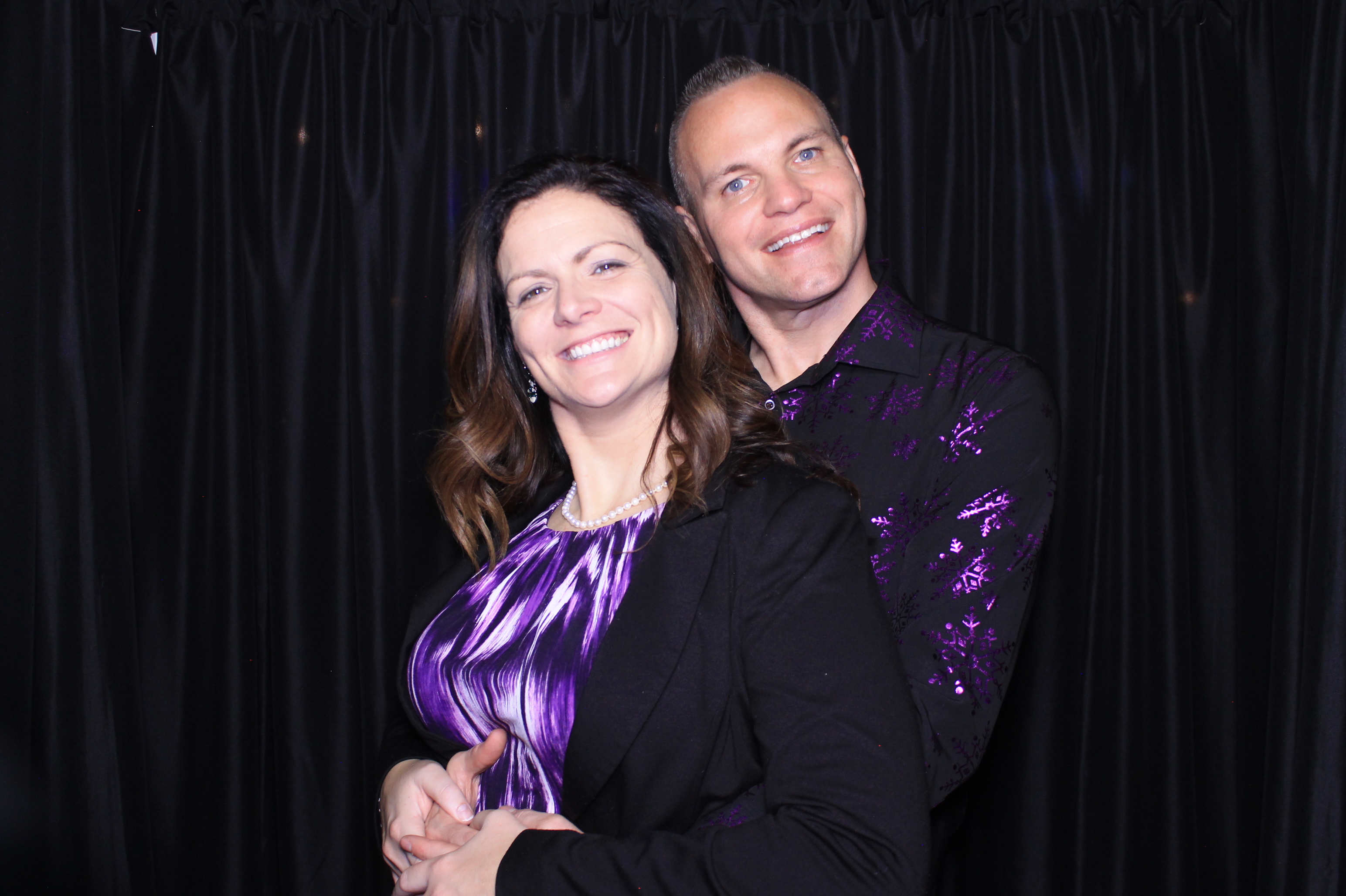 Easy Way Holiday Party | View more photos from the event at gallery.photoboothcincy.com/u/PhotoBoothCincy/Easy-Way-Holiday-Party