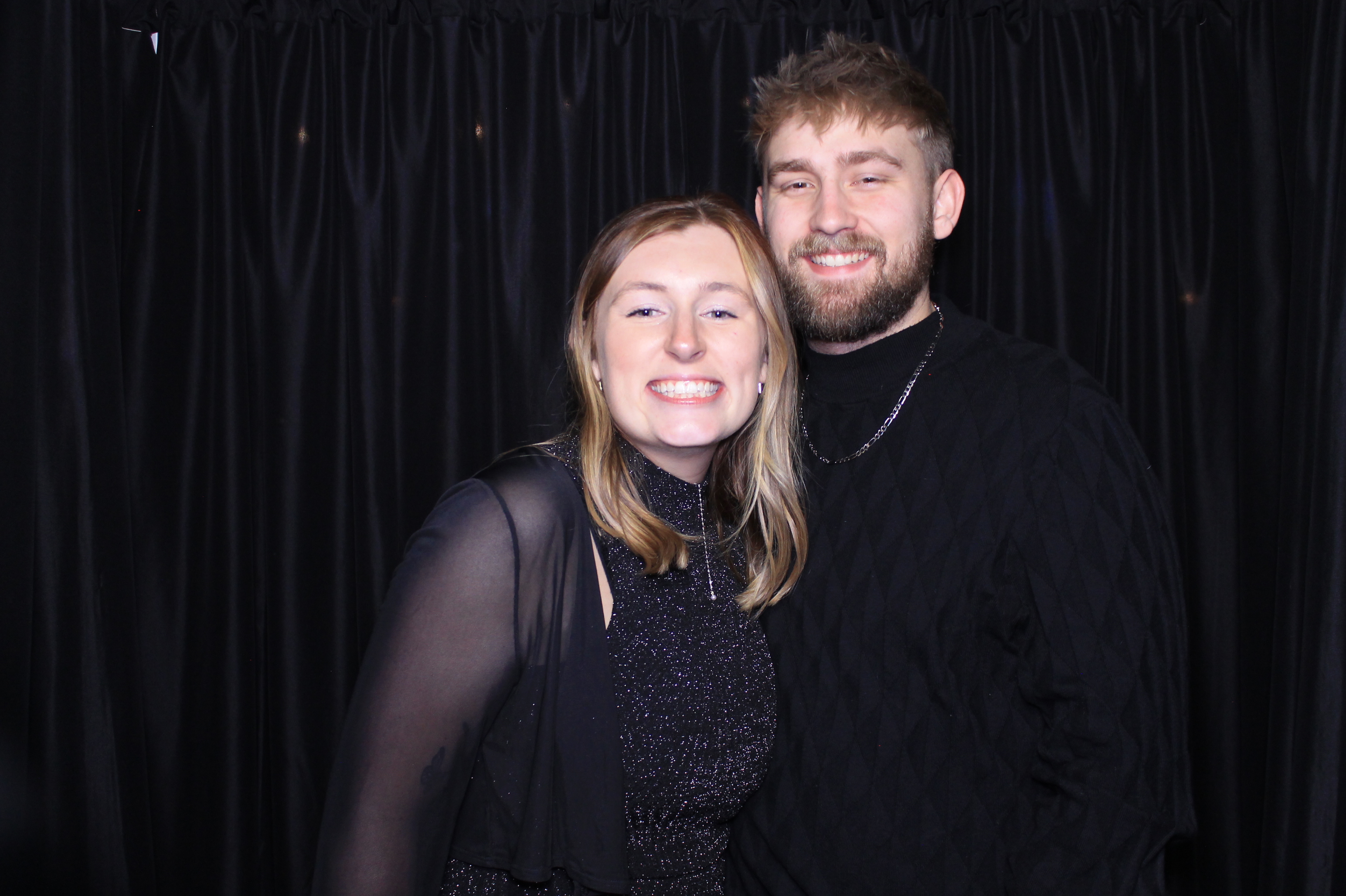 Easy Way Holiday Party | View more photos from the event at gallery.photoboothcincy.com/u/PhotoBoothCincy/Easy-Way-Holiday-Party
