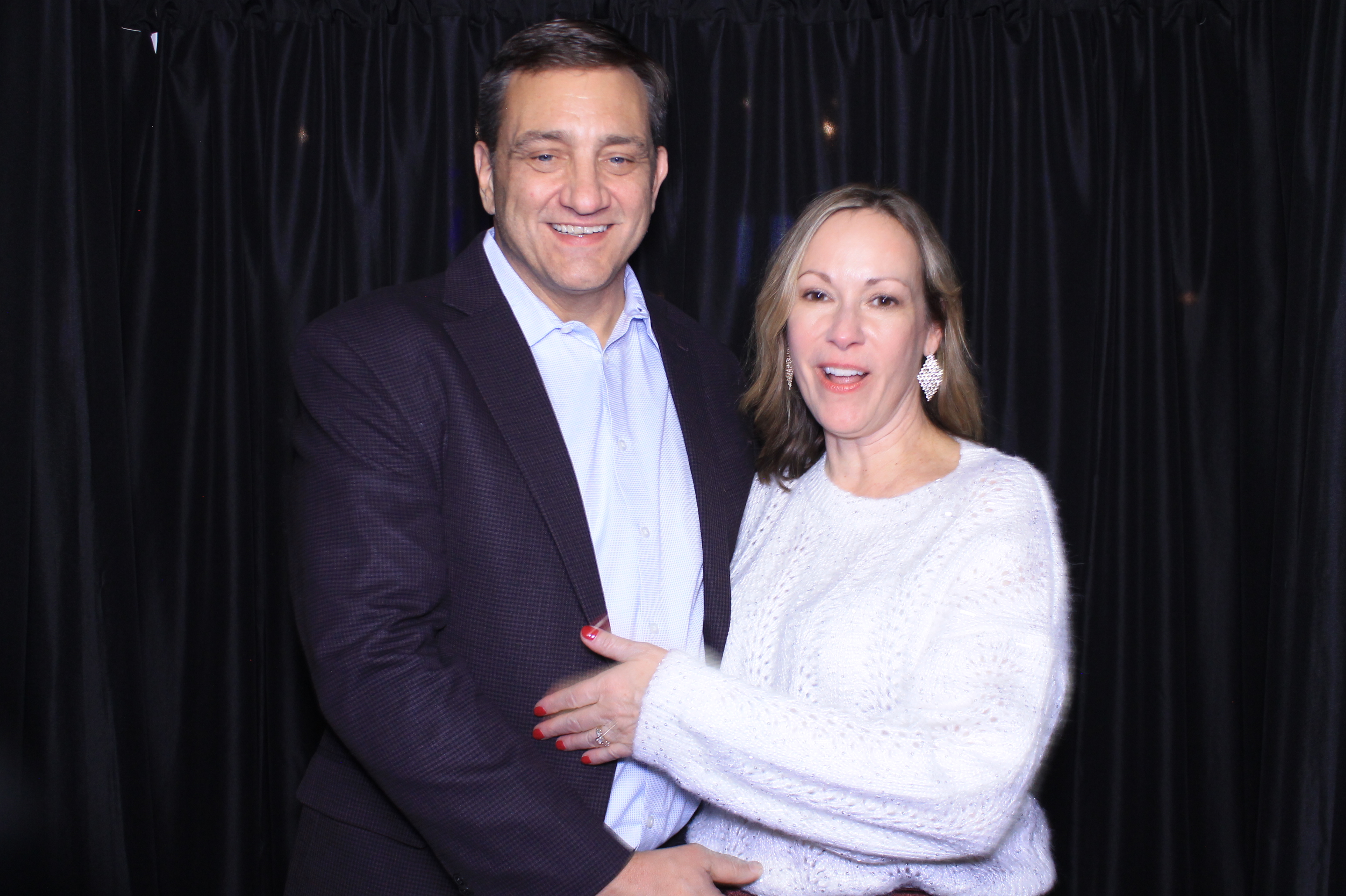 Easy Way Holiday Party | View more photos from the event at gallery.photoboothcincy.com/u/PhotoBoothCincy/Easy-Way-Holiday-Party
