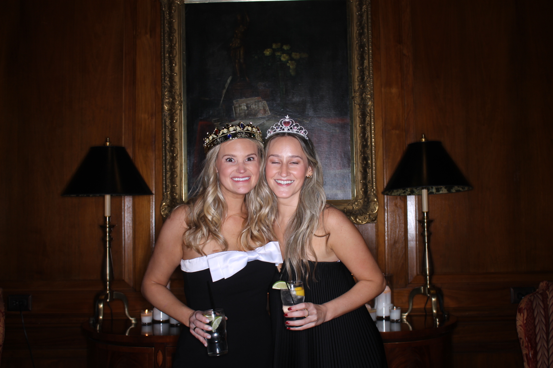 Elle & Patrick  | View more photos from the event at gallery.photoboothcincy.com/u/PhotoBoothCincy/Elle-Patrick