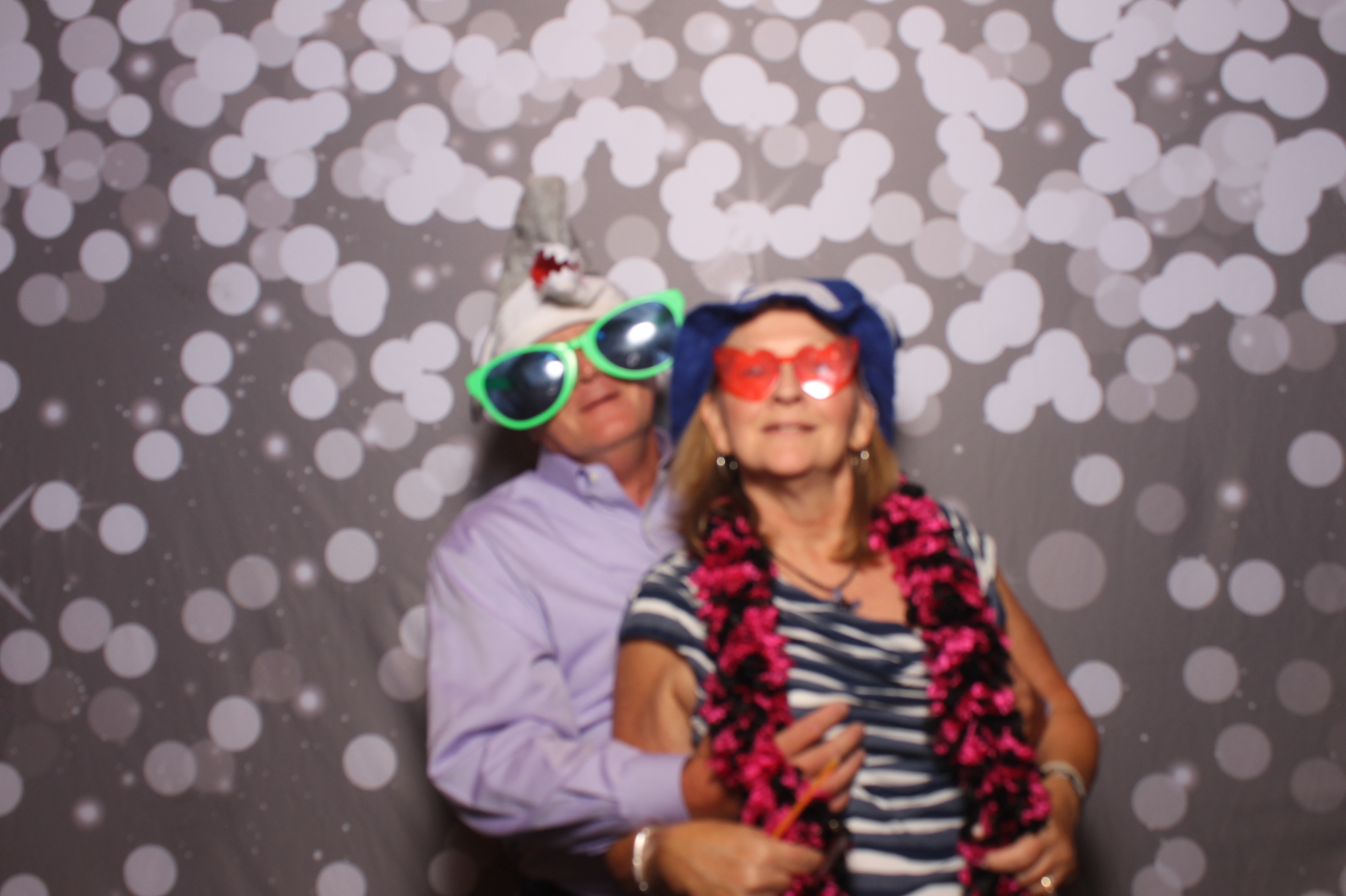 Ellen & Eli | View more photos from the event at gallery.photoboothcincy.com/u/PhotoBoothCincy/Ellen-Eli