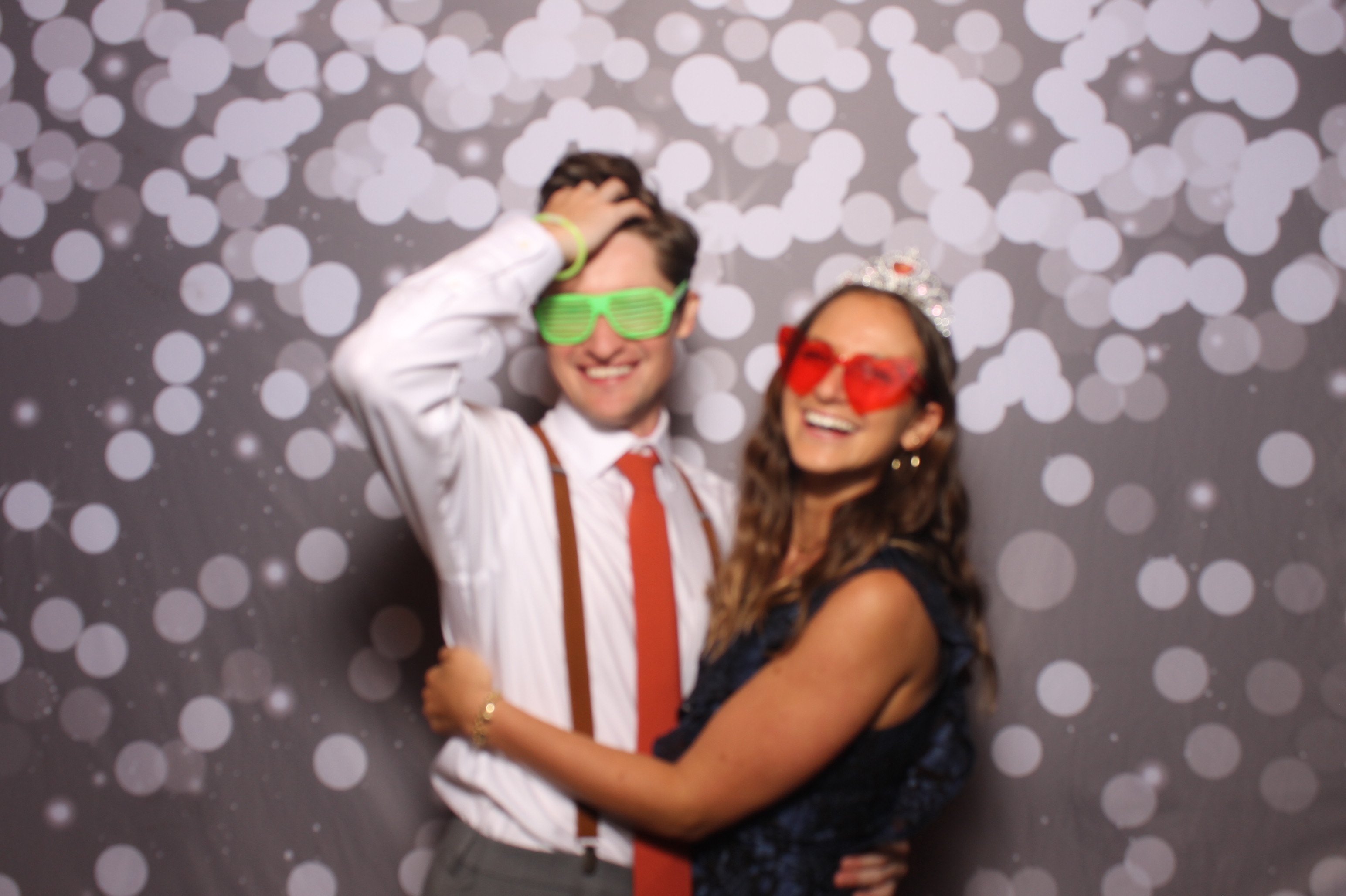 Ellen & Eli | View more photos from the event at gallery.photoboothcincy.com/u/PhotoBoothCincy/Ellen-Eli
