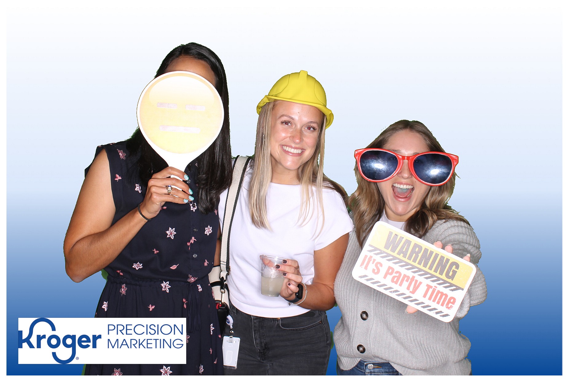 Employee Celebration! | View more photos from the event at gallery.photoboothcincy.com/u/PhotoBoothCincy/Employee-Celebration