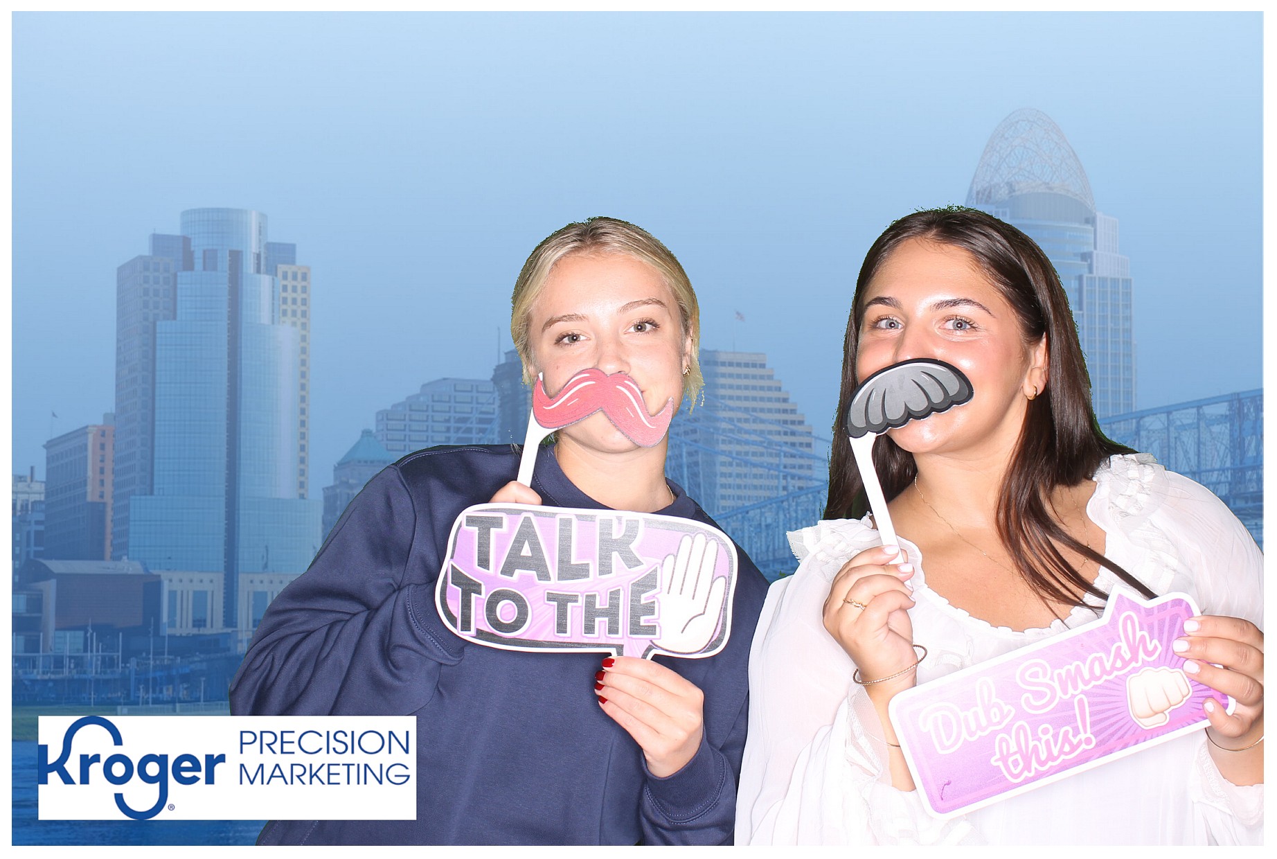 Employee Celebration! | View more photos from the event at gallery.photoboothcincy.com/u/PhotoBoothCincy/Employee-Celebration
