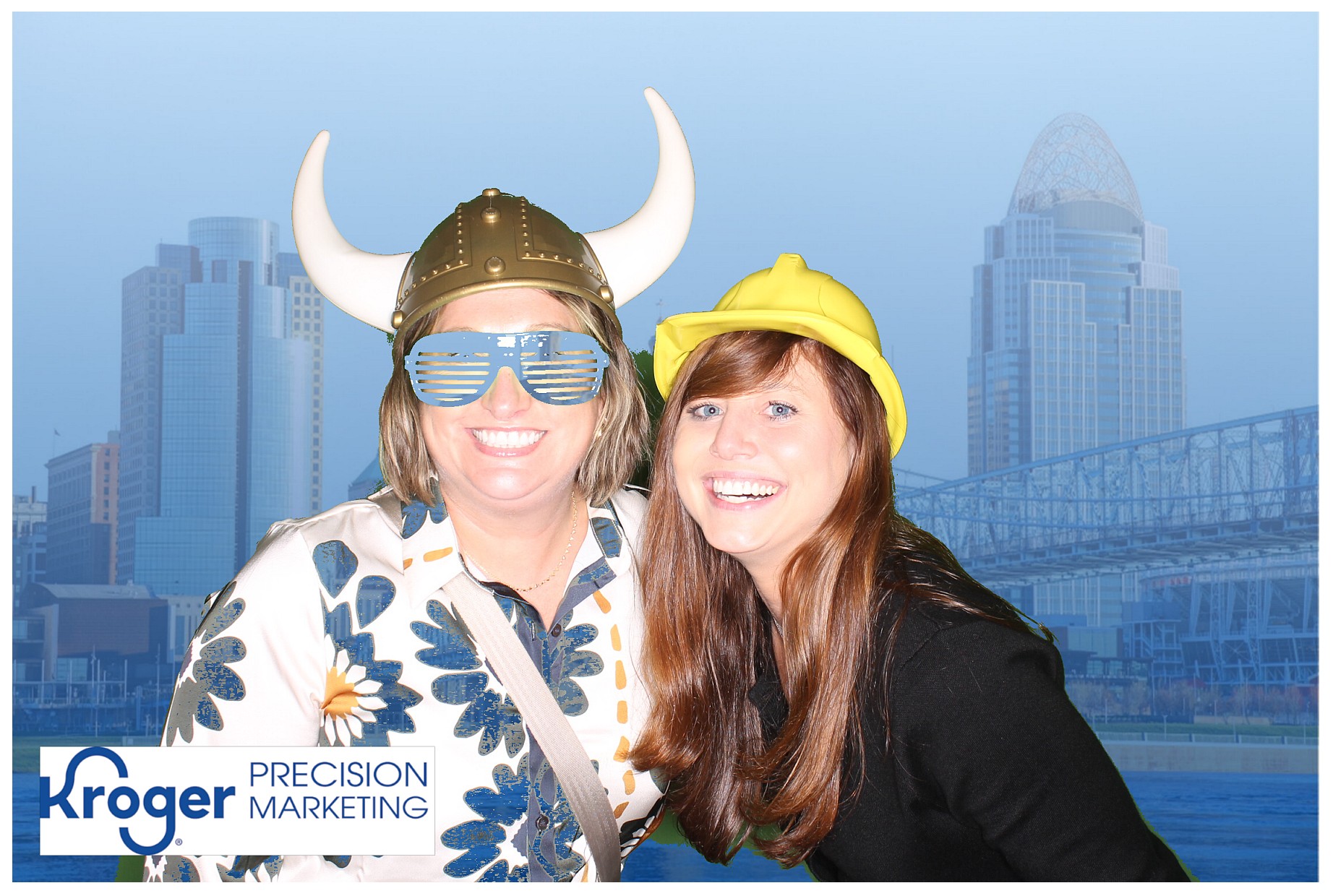Employee Celebration! | View more photos from the event at gallery.photoboothcincy.com/u/PhotoBoothCincy/Employee-Celebration