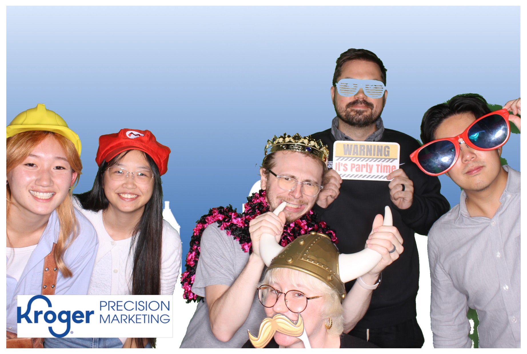 Employee Celebration! | View more photos from the event at gallery.photoboothcincy.com/u/PhotoBoothCincy/Employee-Celebration