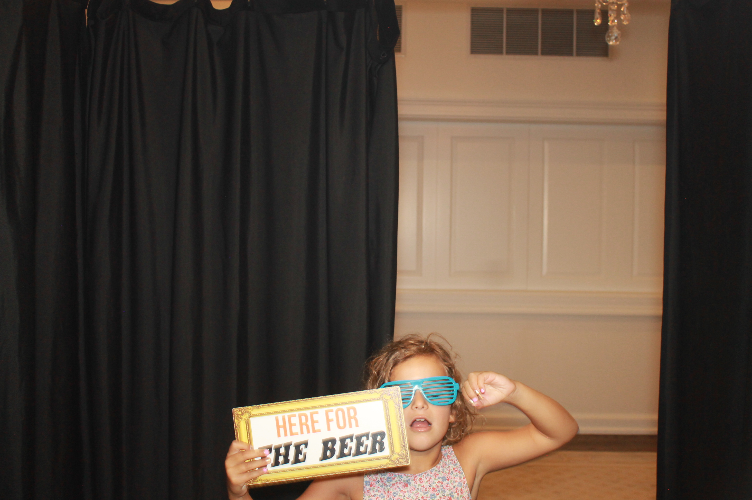 Ernie is 80 | View more photos from the event at gallery.photoboothcincy.com/u/PhotoBoothCincy/Ernie-is-80