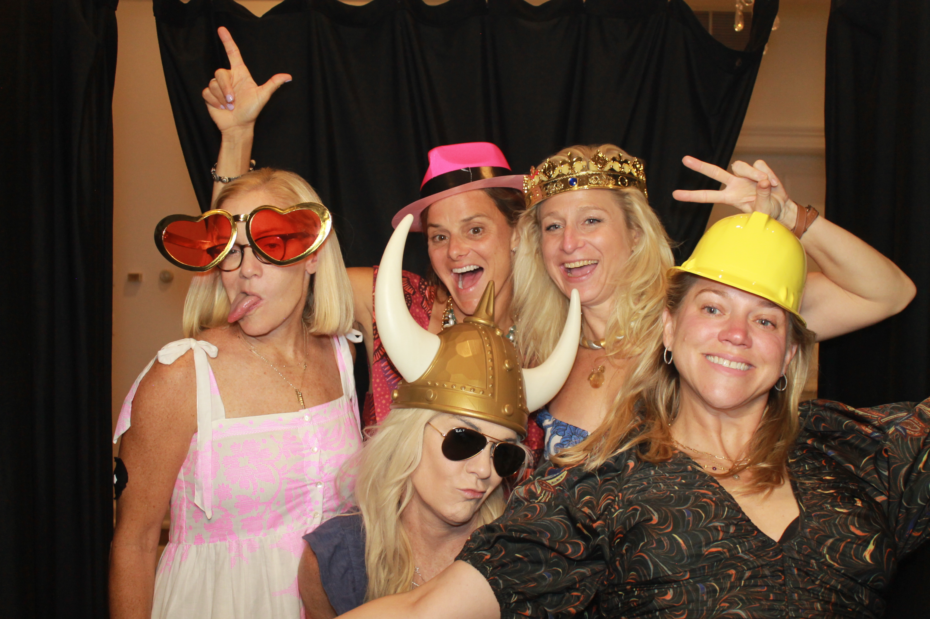 Ernie is 80 | View more photos from the event at gallery.photoboothcincy.com/u/PhotoBoothCincy/Ernie-is-80