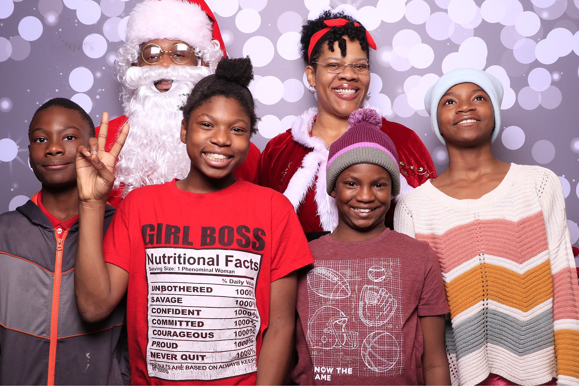 Evanston Winter Holiday Event | View more photos from the event at gallery.photoboothcincy.com/u/PhotoBoothCincy/Evanston-Winter-Holiday-Event