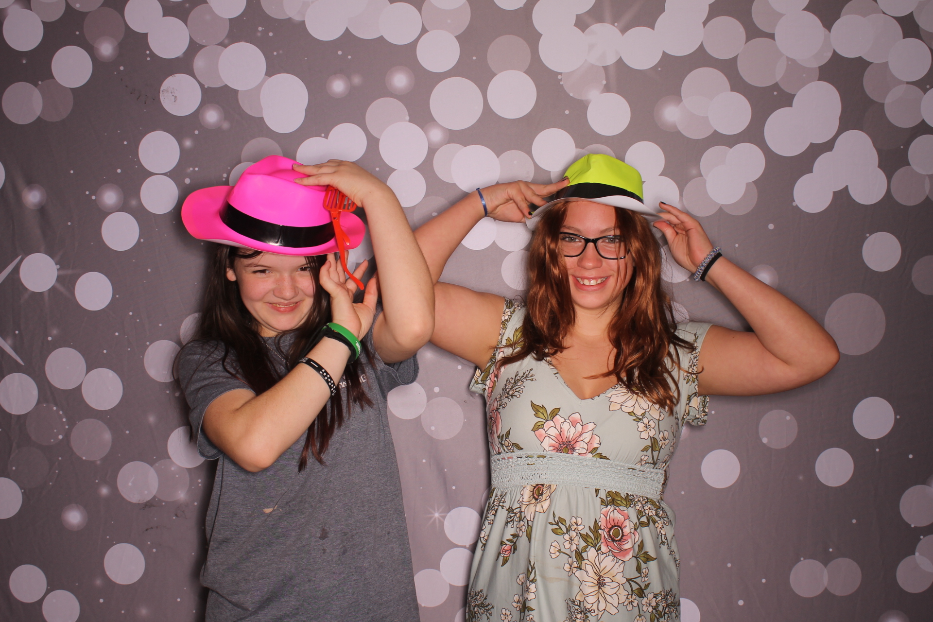 Friend Sunday | View more photos from the event at gallery.photoboothcincy.com/u/PhotoBoothCincy/Friend-Sunday-0