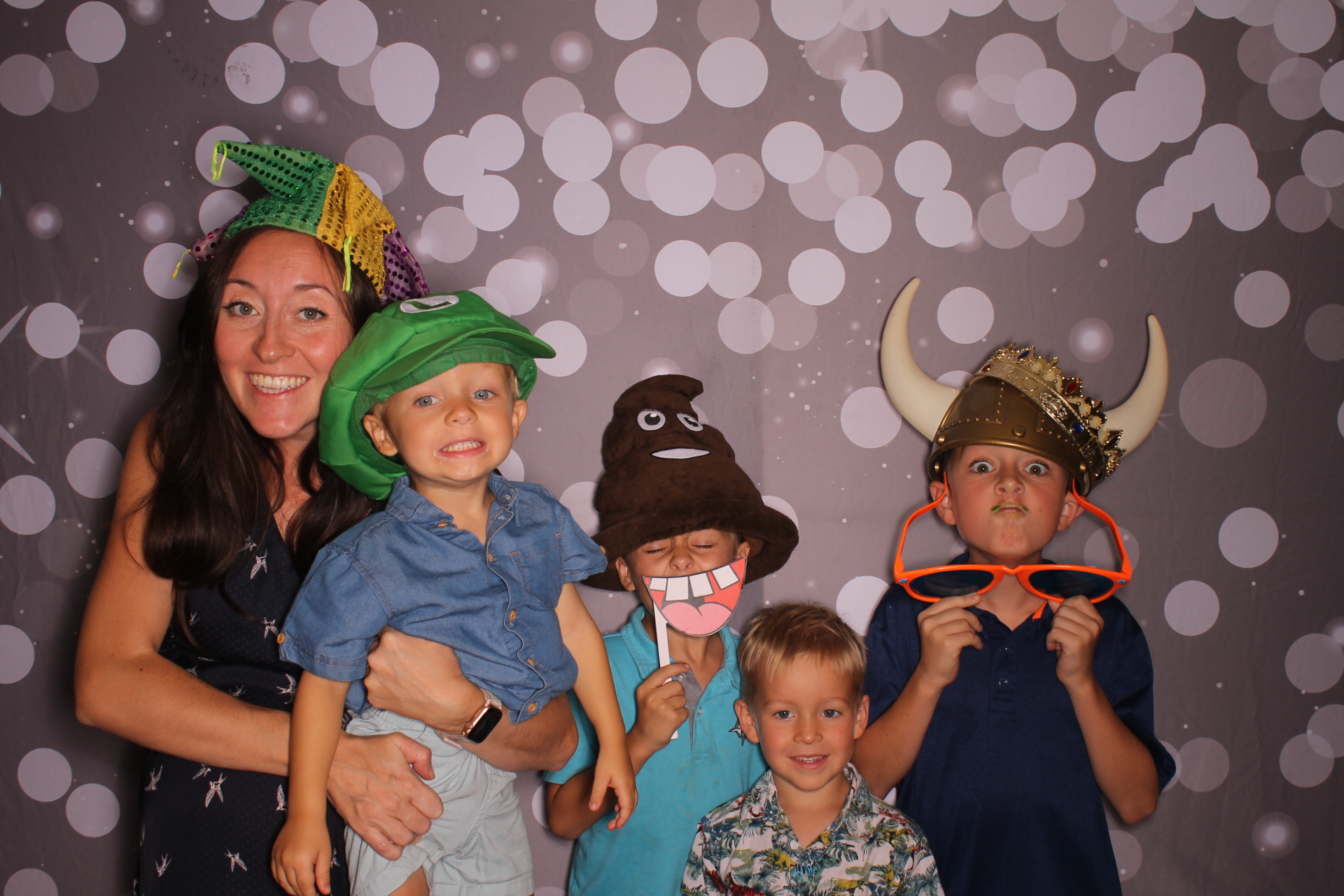 Friend Sunday | View more photos from the event at gallery.photoboothcincy.com/u/PhotoBoothCincy/Friend-Sunday-0