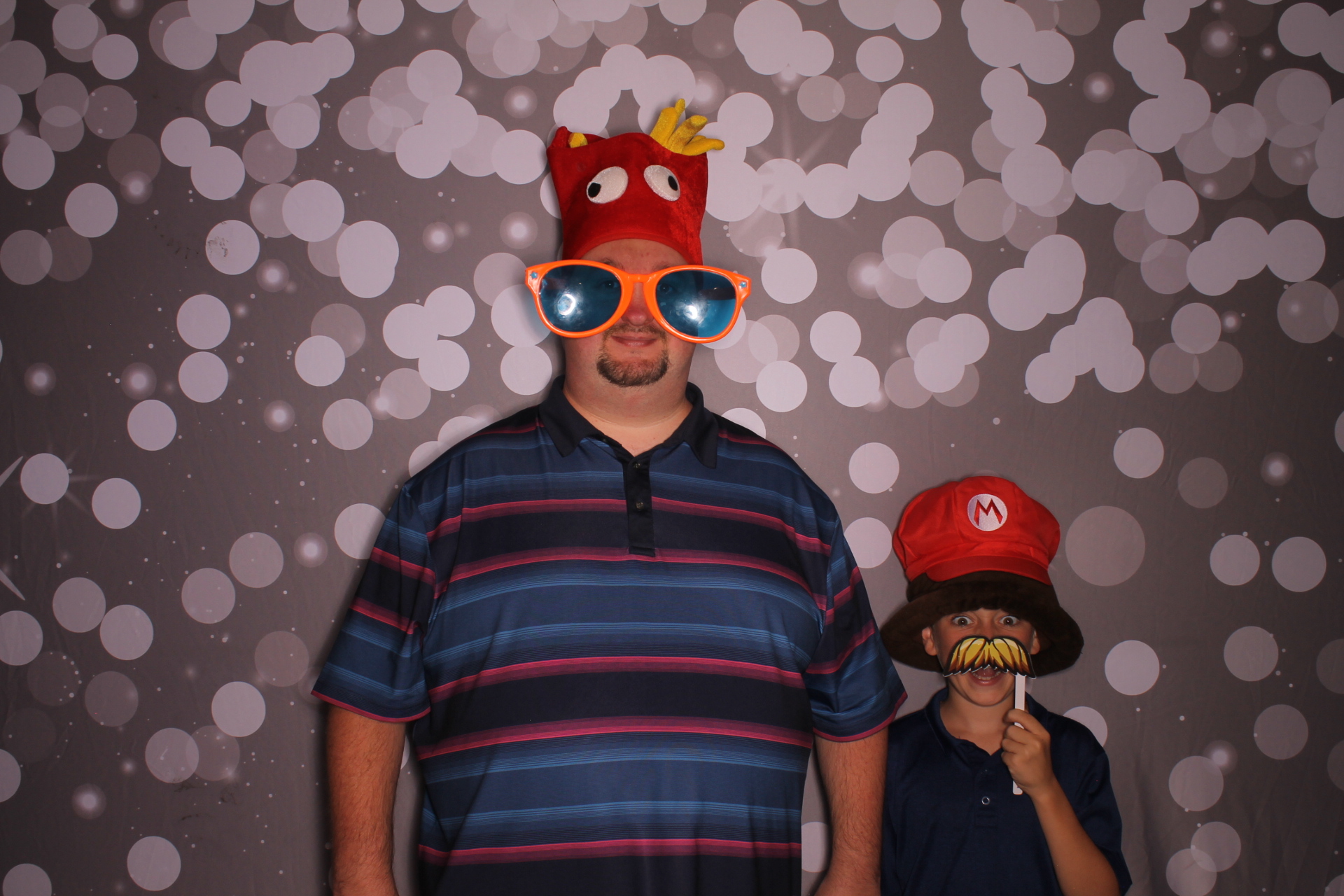Friend Sunday | View more photos from the event at gallery.photoboothcincy.com/u/PhotoBoothCincy/Friend-Sunday-0