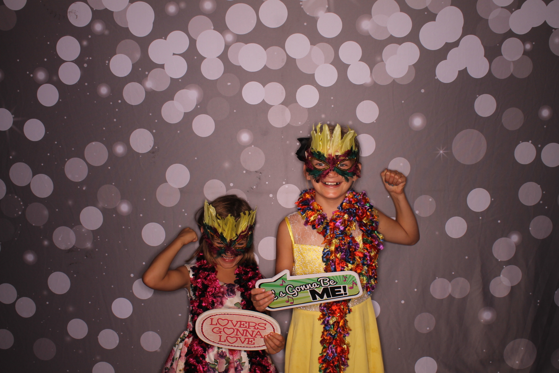 Friend Sunday | View more photos from the event at gallery.photoboothcincy.com/u/PhotoBoothCincy/Friend-Sunday-0