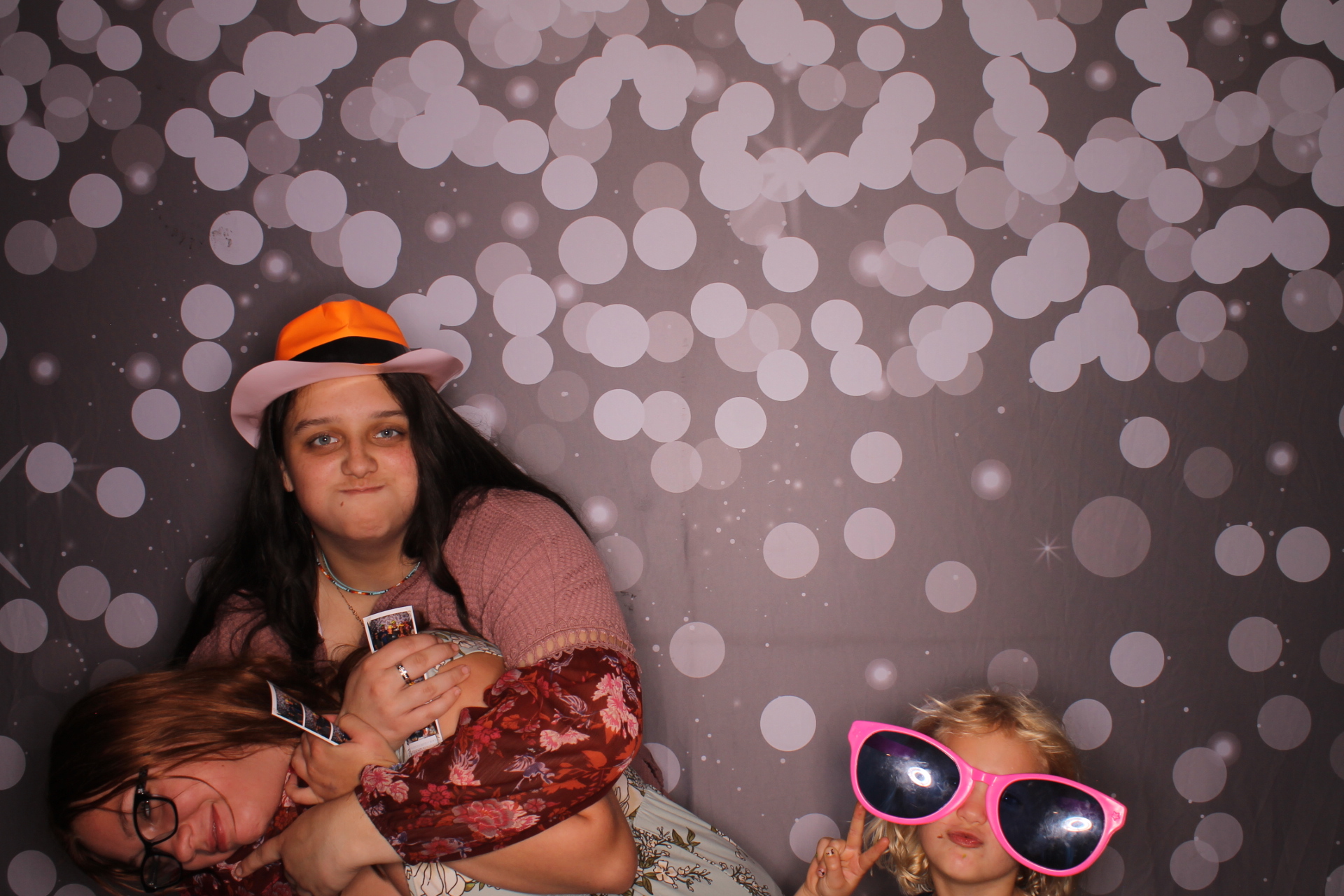 Friend Sunday | View more photos from the event at gallery.photoboothcincy.com/u/PhotoBoothCincy/Friend-Sunday-0