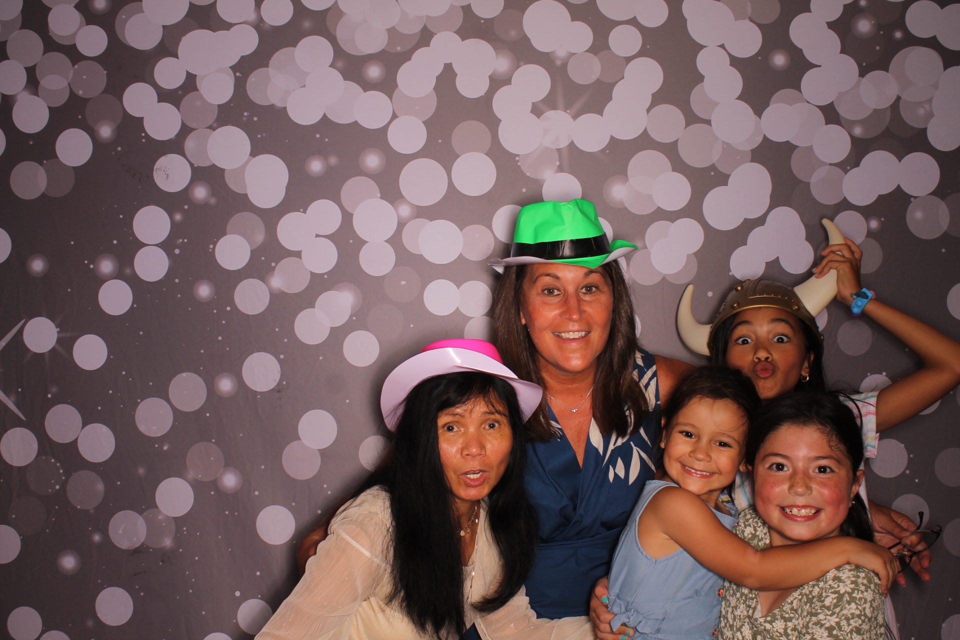 Friend Sunday | View more photos from the event at gallery.photoboothcincy.com/u/PhotoBoothCincy/Friend-Sunday-0