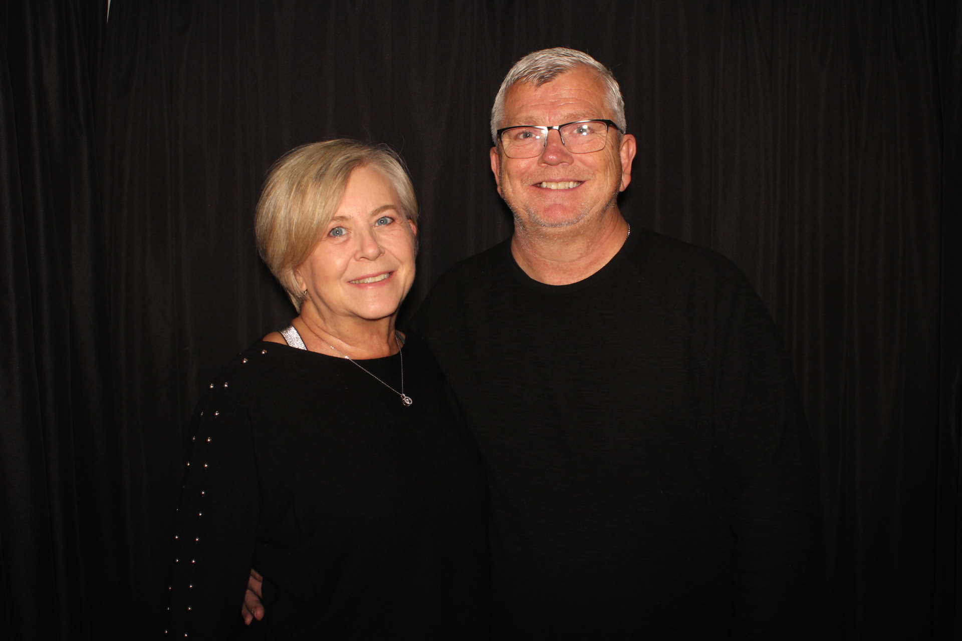 GE Holiday Party  | View more photos from the event at gallery.photoboothcincy.com/u/PhotoBoothCincy/GE-Holiday-Party