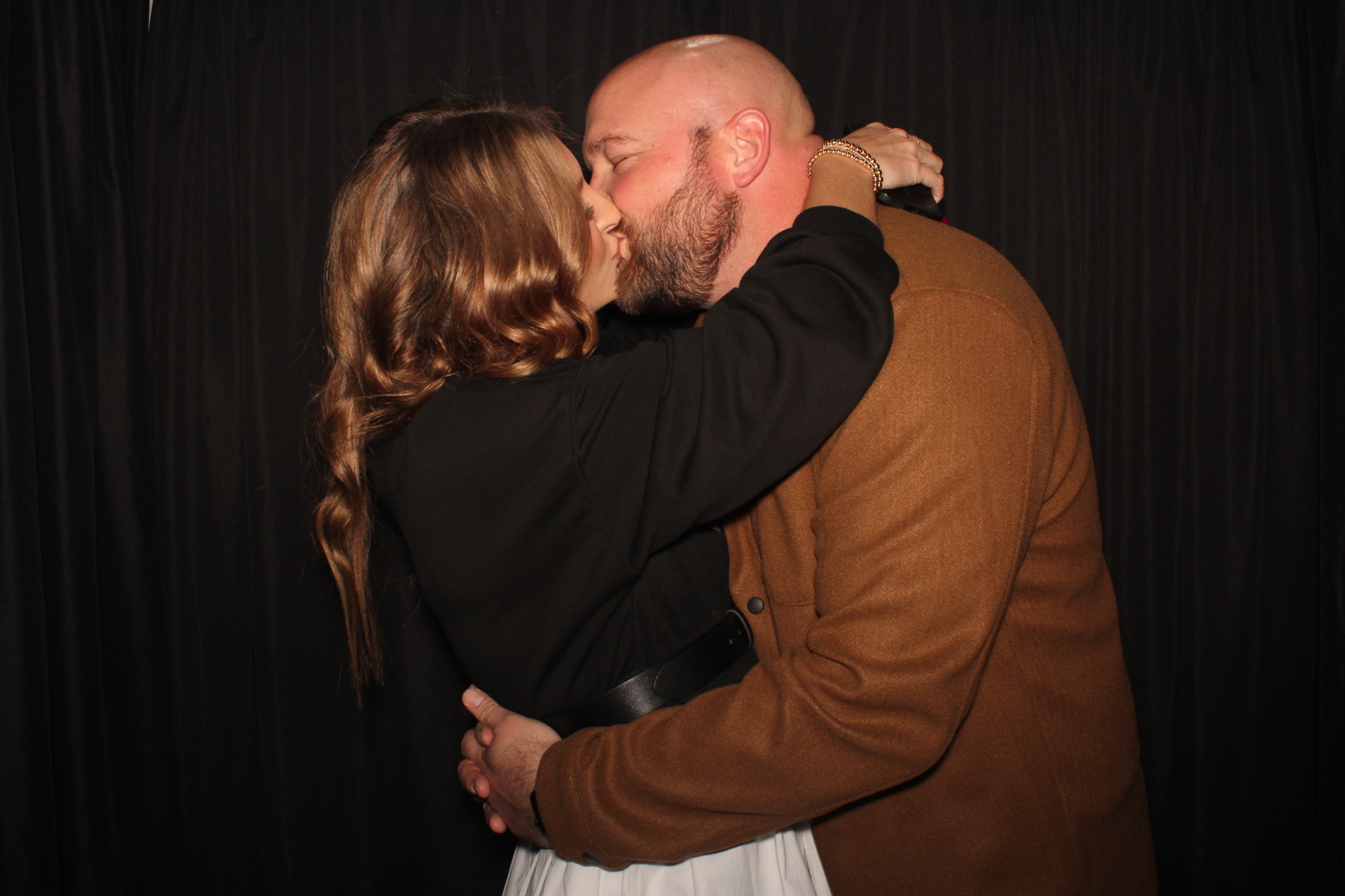 GE Holiday Party  | View more photos from the event at gallery.photoboothcincy.com/u/PhotoBoothCincy/GE-Holiday-Party