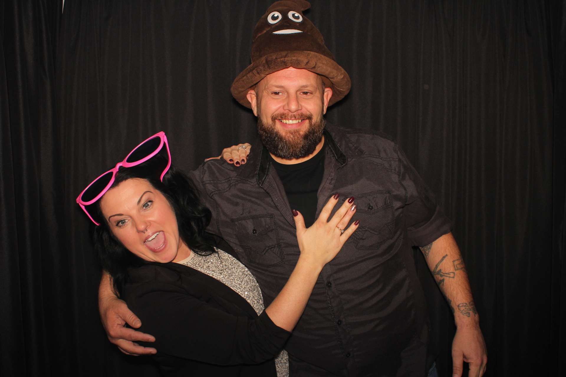 GE Holiday Party  | View more photos from the event at gallery.photoboothcincy.com/u/PhotoBoothCincy/GE-Holiday-Party