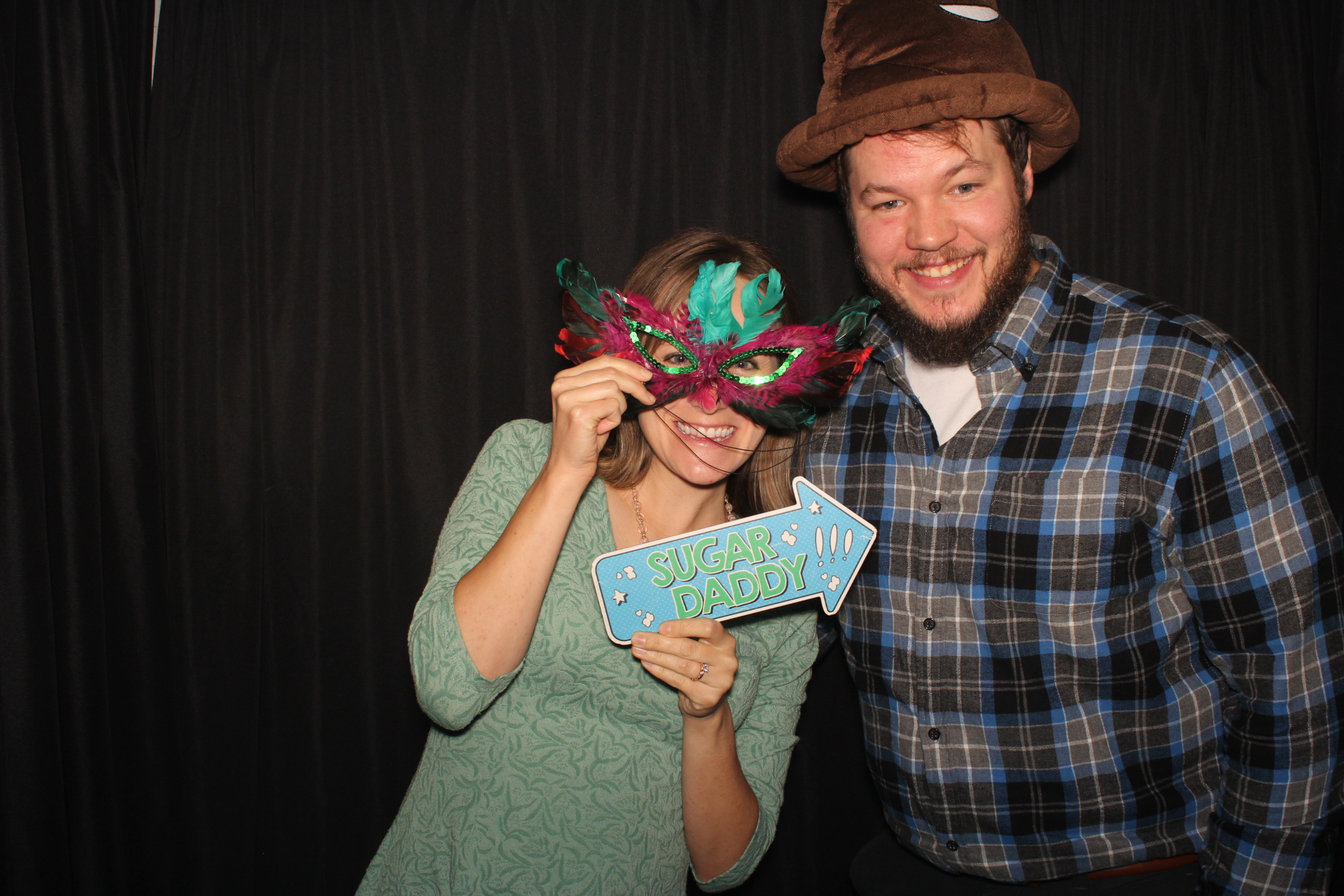GE Holiday Party  | View more photos from the event at gallery.photoboothcincy.com/u/PhotoBoothCincy/GE-Holiday-Party