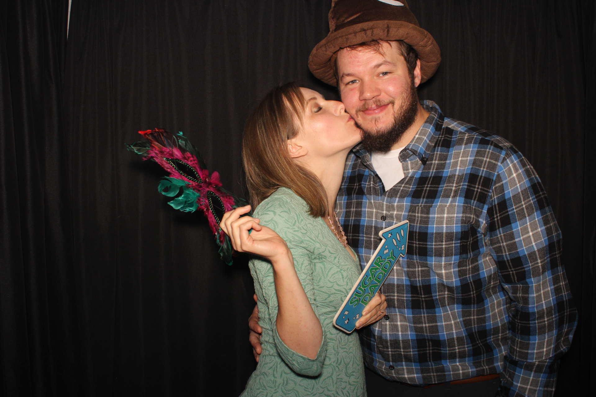 GE Holiday Party  | View more photos from the event at gallery.photoboothcincy.com/u/PhotoBoothCincy/GE-Holiday-Party