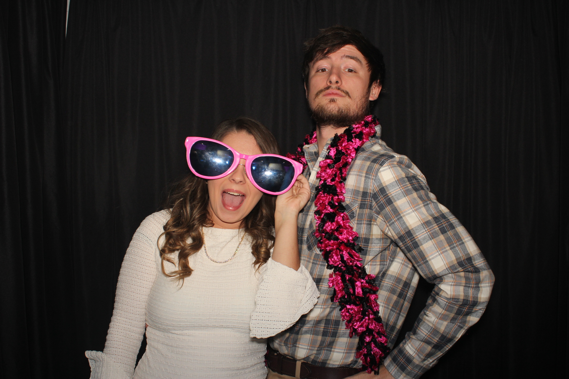 GE Holiday Party  | View more photos from the event at gallery.photoboothcincy.com/u/PhotoBoothCincy/GE-Holiday-Party