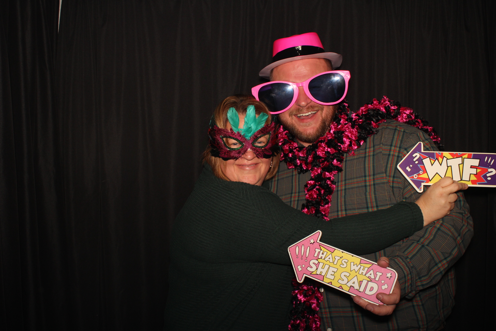 GE Holiday Party  | View more photos from the event at gallery.photoboothcincy.com/u/PhotoBoothCincy/GE-Holiday-Party