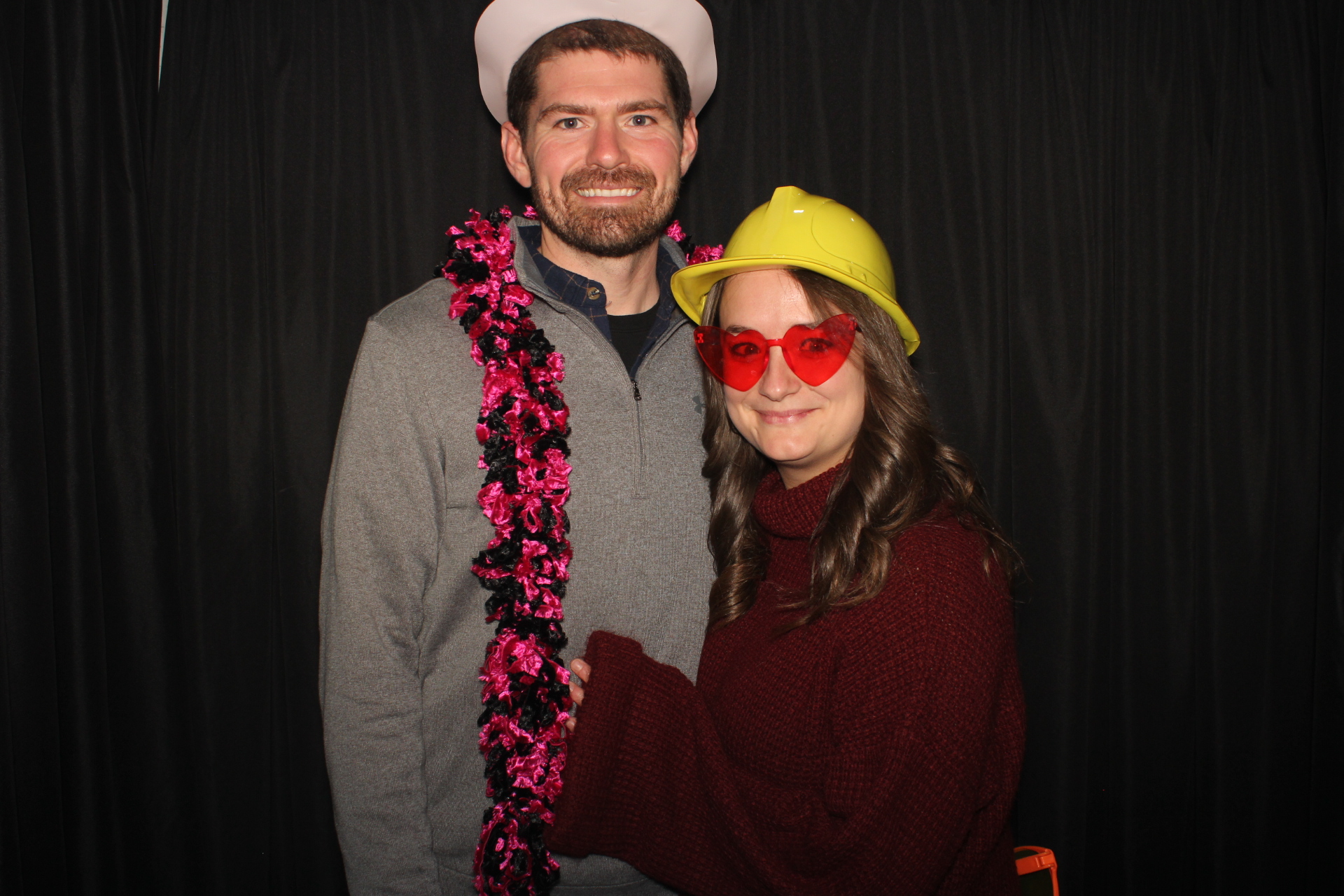 GE Holiday Party  | View more photos from the event at gallery.photoboothcincy.com/u/PhotoBoothCincy/GE-Holiday-Party