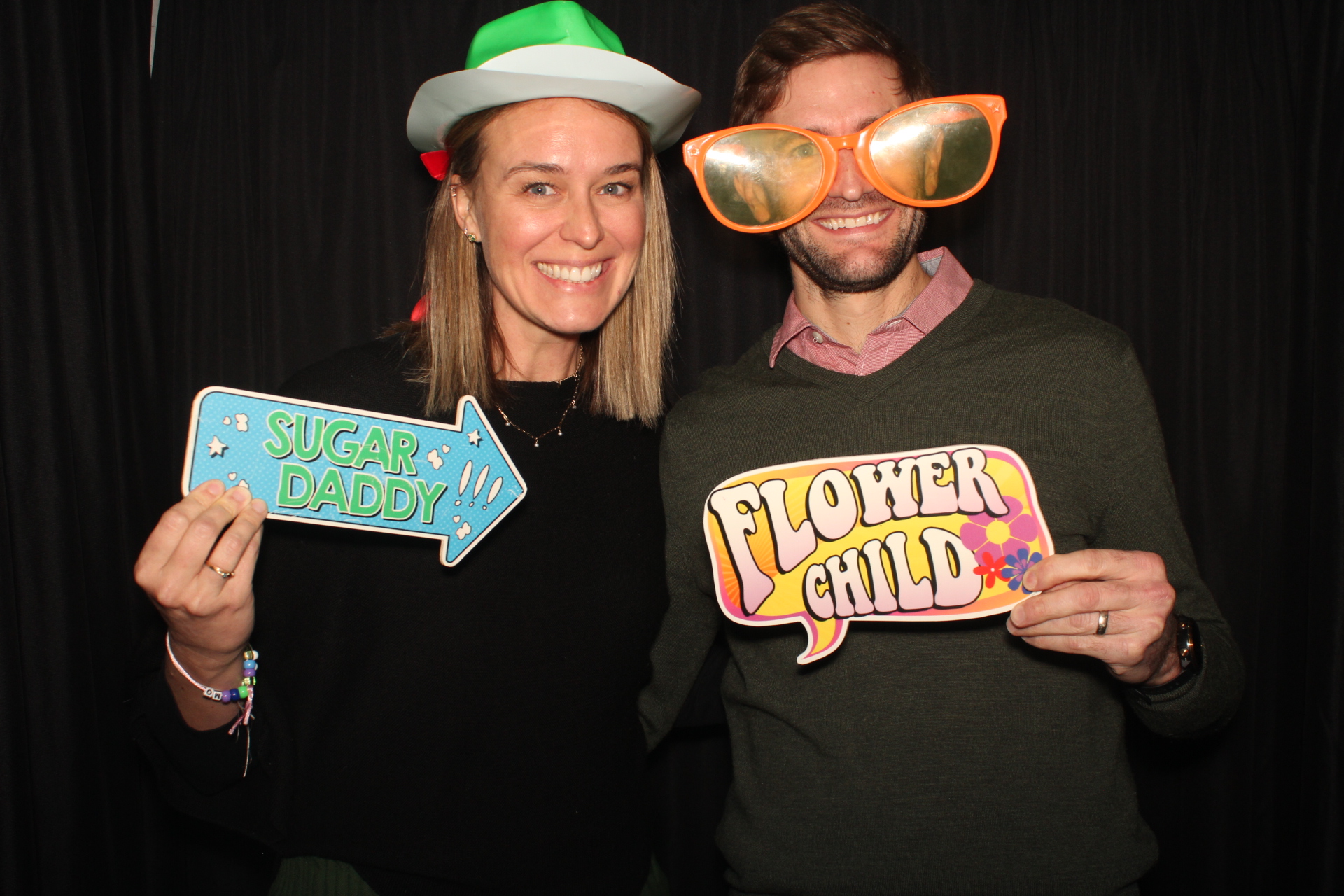 GE Holiday Party  | View more photos from the event at gallery.photoboothcincy.com/u/PhotoBoothCincy/GE-Holiday-Party