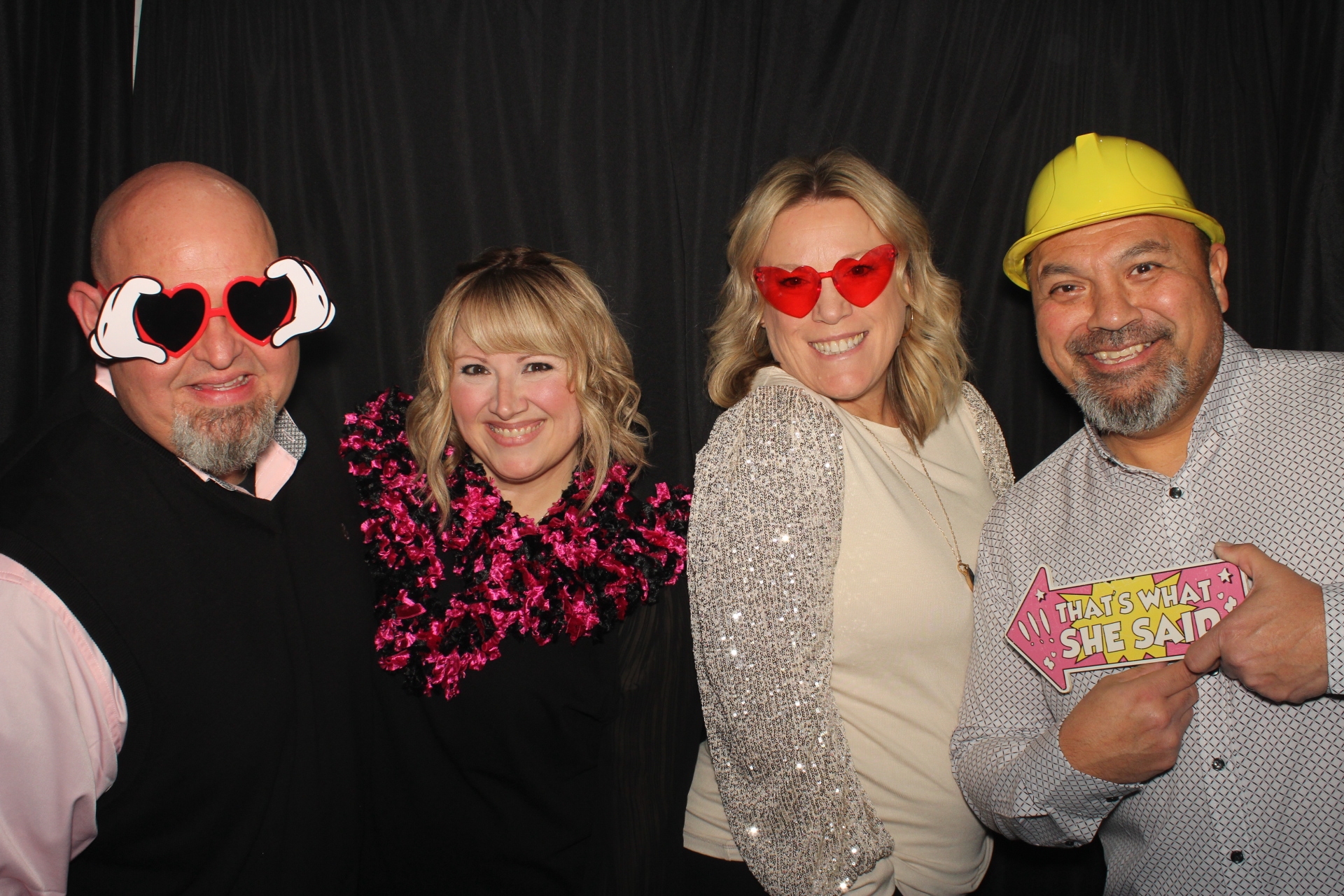 GE Holiday Party  | View more photos from the event at gallery.photoboothcincy.com/u/PhotoBoothCincy/GE-Holiday-Party