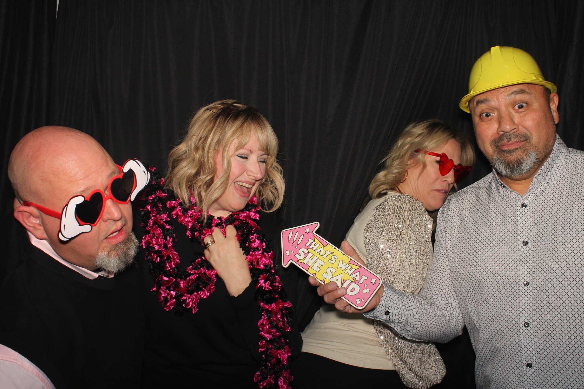 GE Holiday Party  | View more photos from the event at gallery.photoboothcincy.com/u/PhotoBoothCincy/GE-Holiday-Party