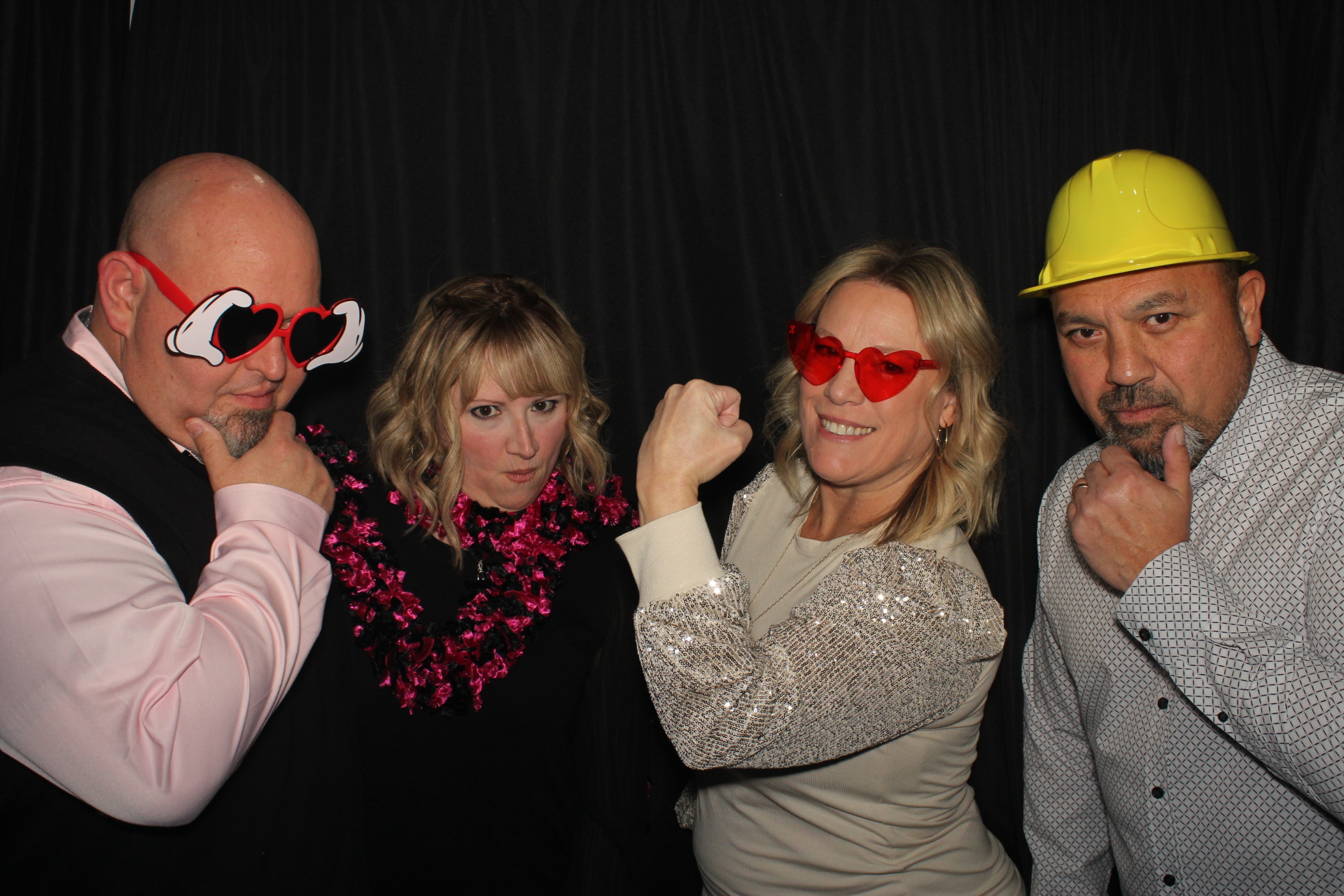 GE Holiday Party  | View more photos from the event at gallery.photoboothcincy.com/u/PhotoBoothCincy/GE-Holiday-Party