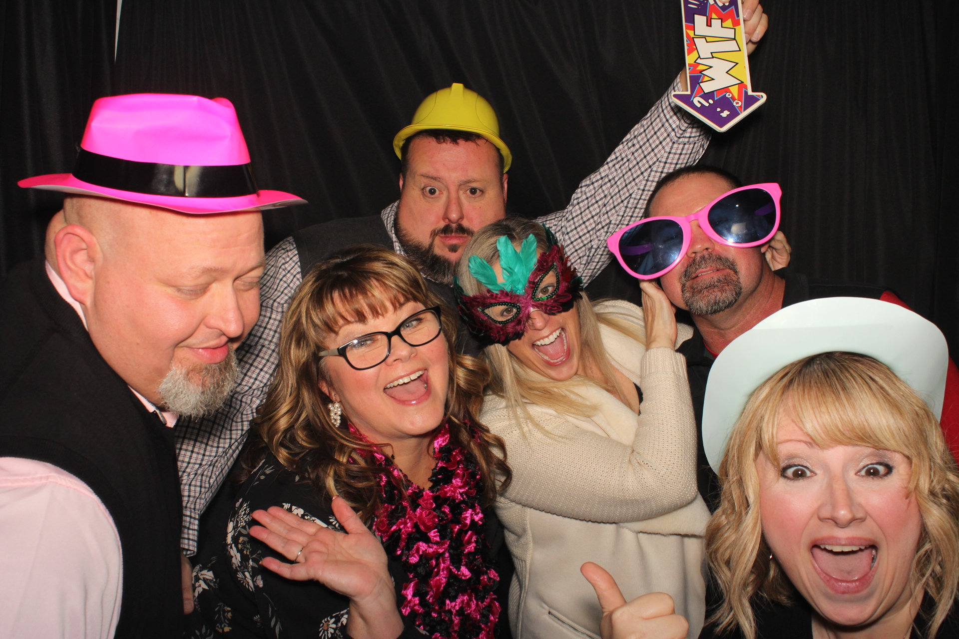 GE Holiday Party  | View more photos from the event at gallery.photoboothcincy.com/u/PhotoBoothCincy/GE-Holiday-Party