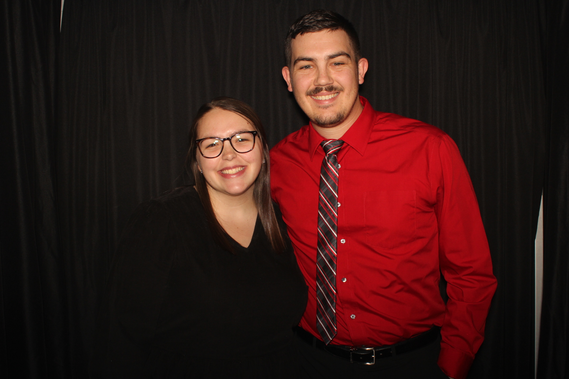GE Holiday Party  | View more photos from the event at gallery.photoboothcincy.com/u/PhotoBoothCincy/GE-Holiday-Party