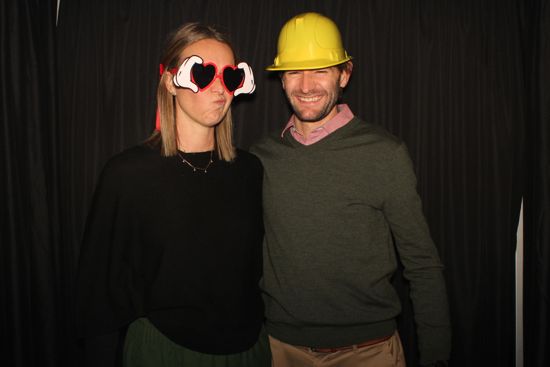 GE Holiday Party  | View more photos from the event at gallery.photoboothcincy.com/u/PhotoBoothCincy/GE-Holiday-Party