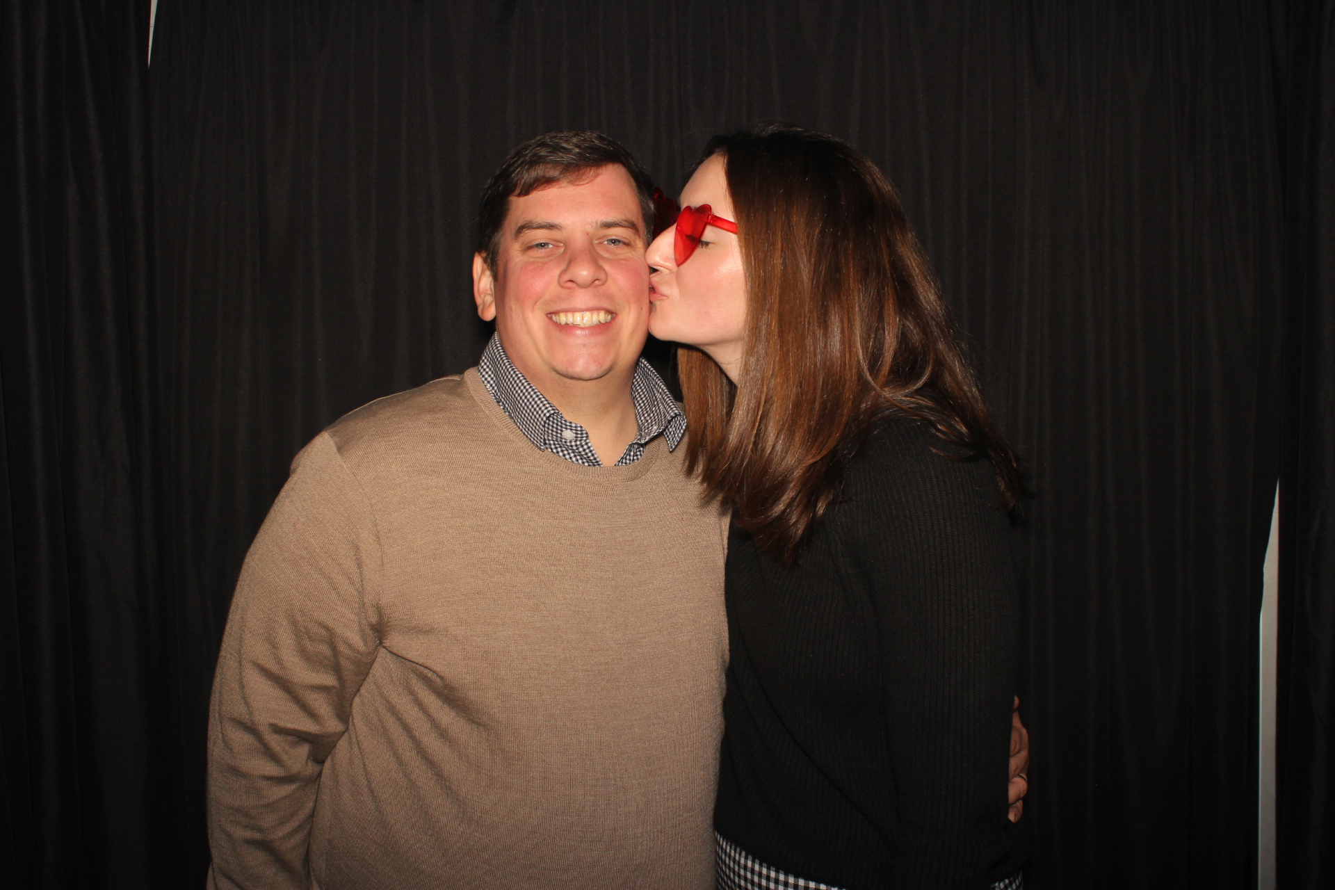 GE Holiday Party  | View more photos from the event at gallery.photoboothcincy.com/u/PhotoBoothCincy/GE-Holiday-Party