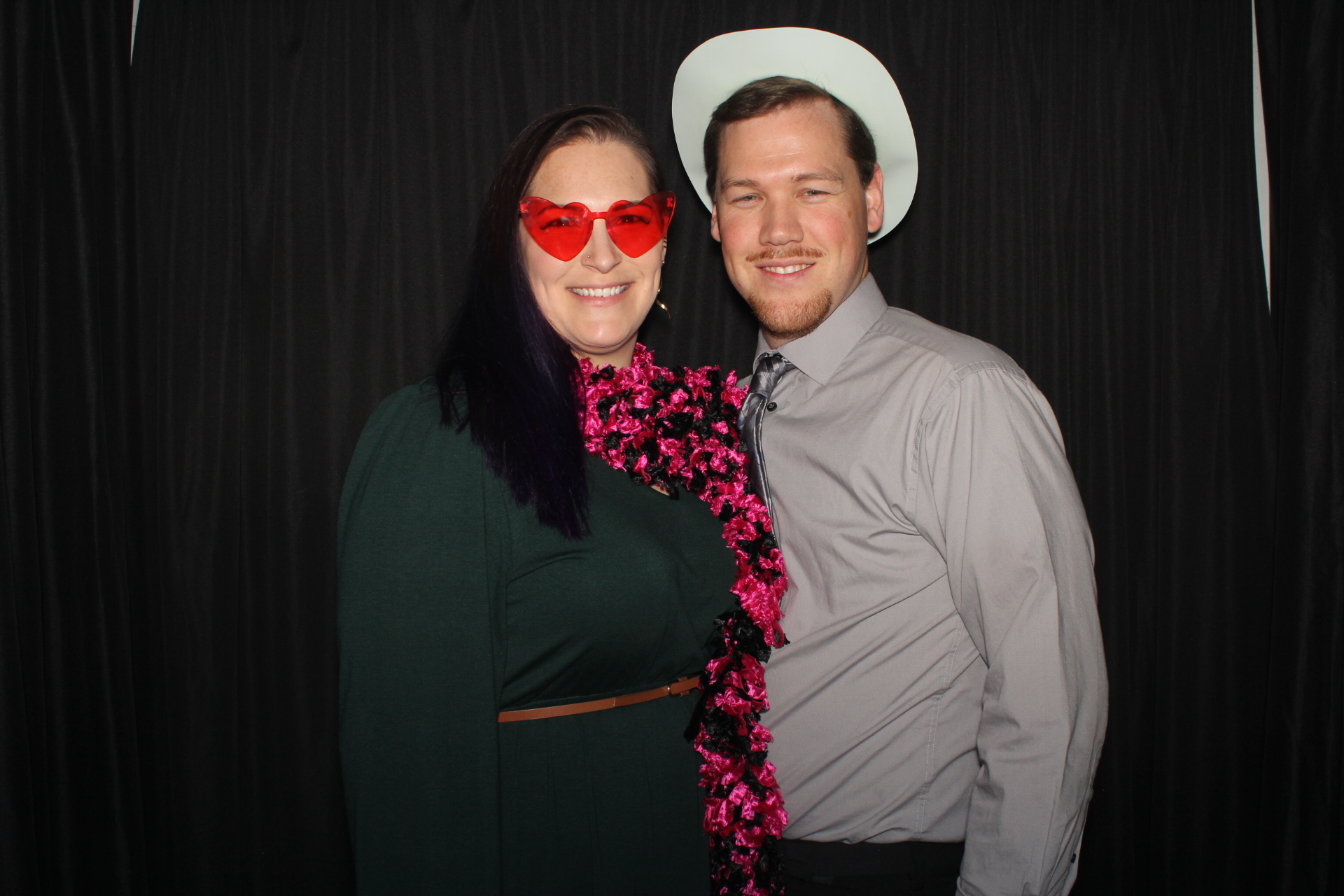 GE Holiday Party  | View more photos from the event at gallery.photoboothcincy.com/u/PhotoBoothCincy/GE-Holiday-Party
