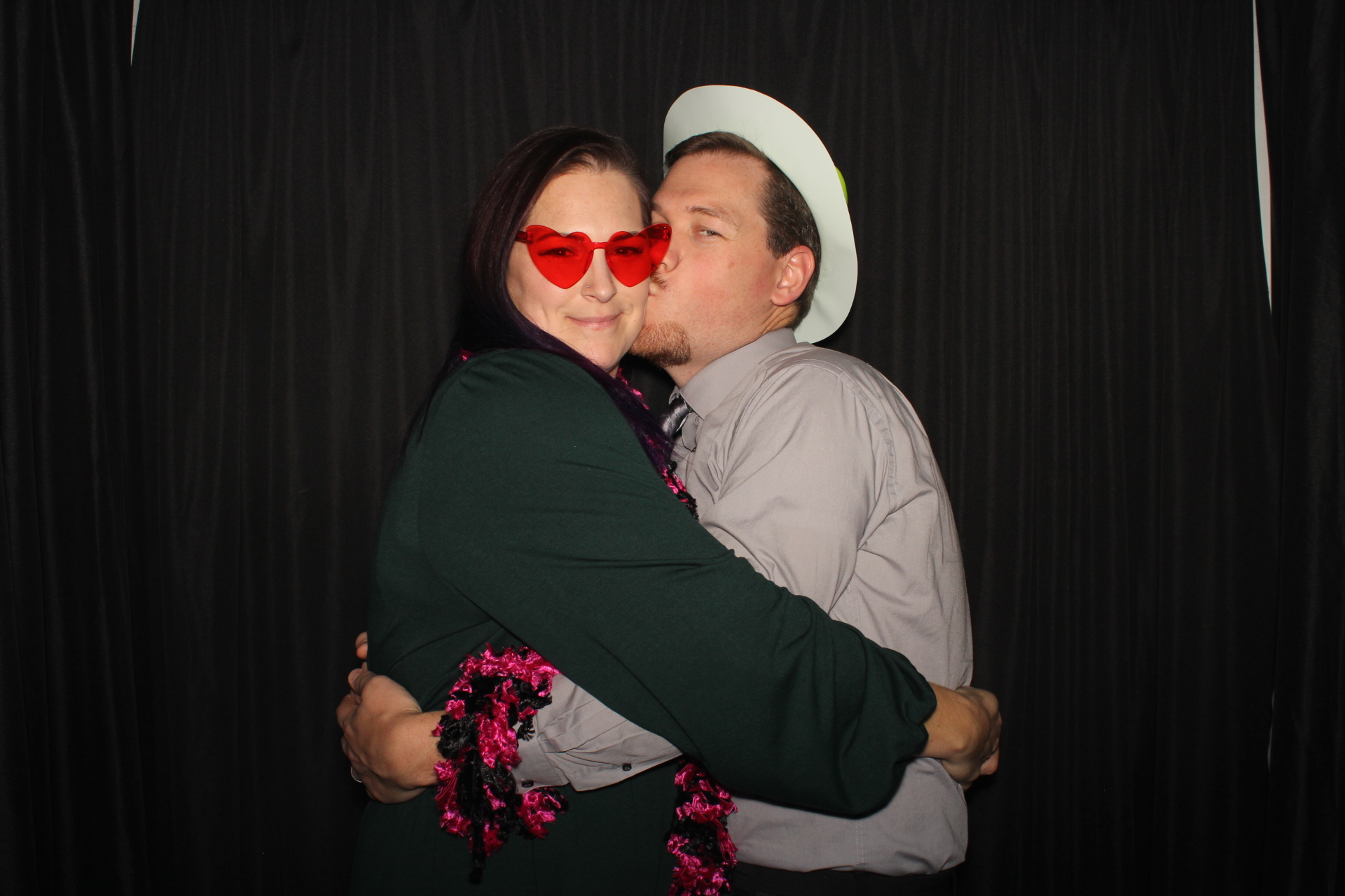 GE Holiday Party  | View more photos from the event at gallery.photoboothcincy.com/u/PhotoBoothCincy/GE-Holiday-Party