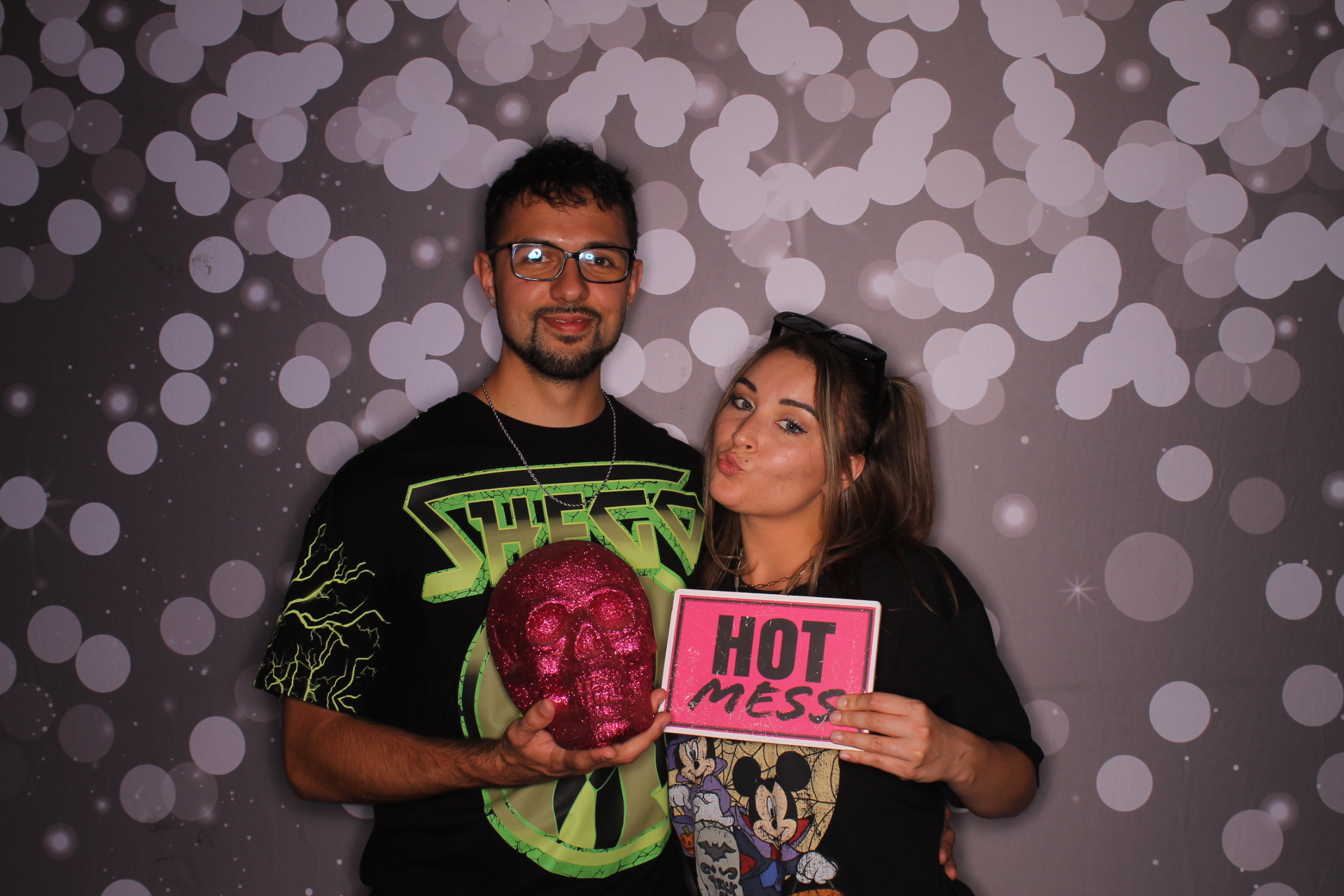 Gracie's 24th summer slasher | View more photos from the event at gallery.photoboothcincy.com/u/PhotoBoothCincy/Gracies-24th-summer-slasher