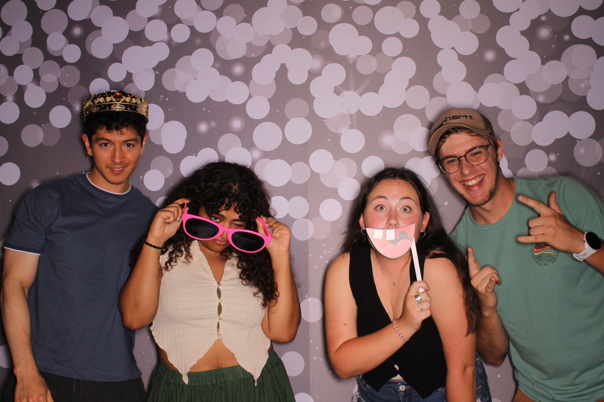 Gracie's 24th summer slasher | View more photos from the event at gallery.photoboothcincy.com/u/PhotoBoothCincy/Gracies-24th-summer-slasher