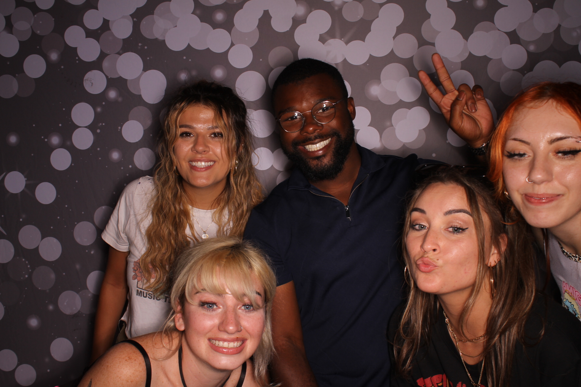 Gracie's 24th summer slasher | View more photos from the event at gallery.photoboothcincy.com/u/PhotoBoothCincy/Gracies-24th-summer-slasher