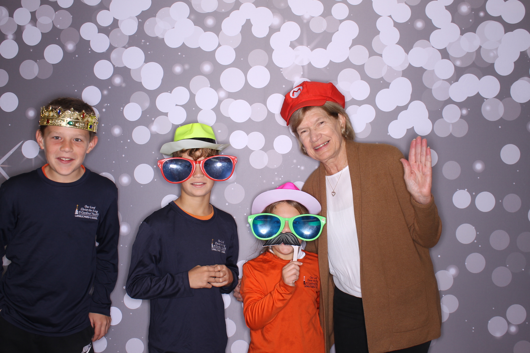 Grand Parents Day | View more photos from the event at gallery.photoboothcincy.com/u/PhotoBoothCincy/Grand-Parents-Day