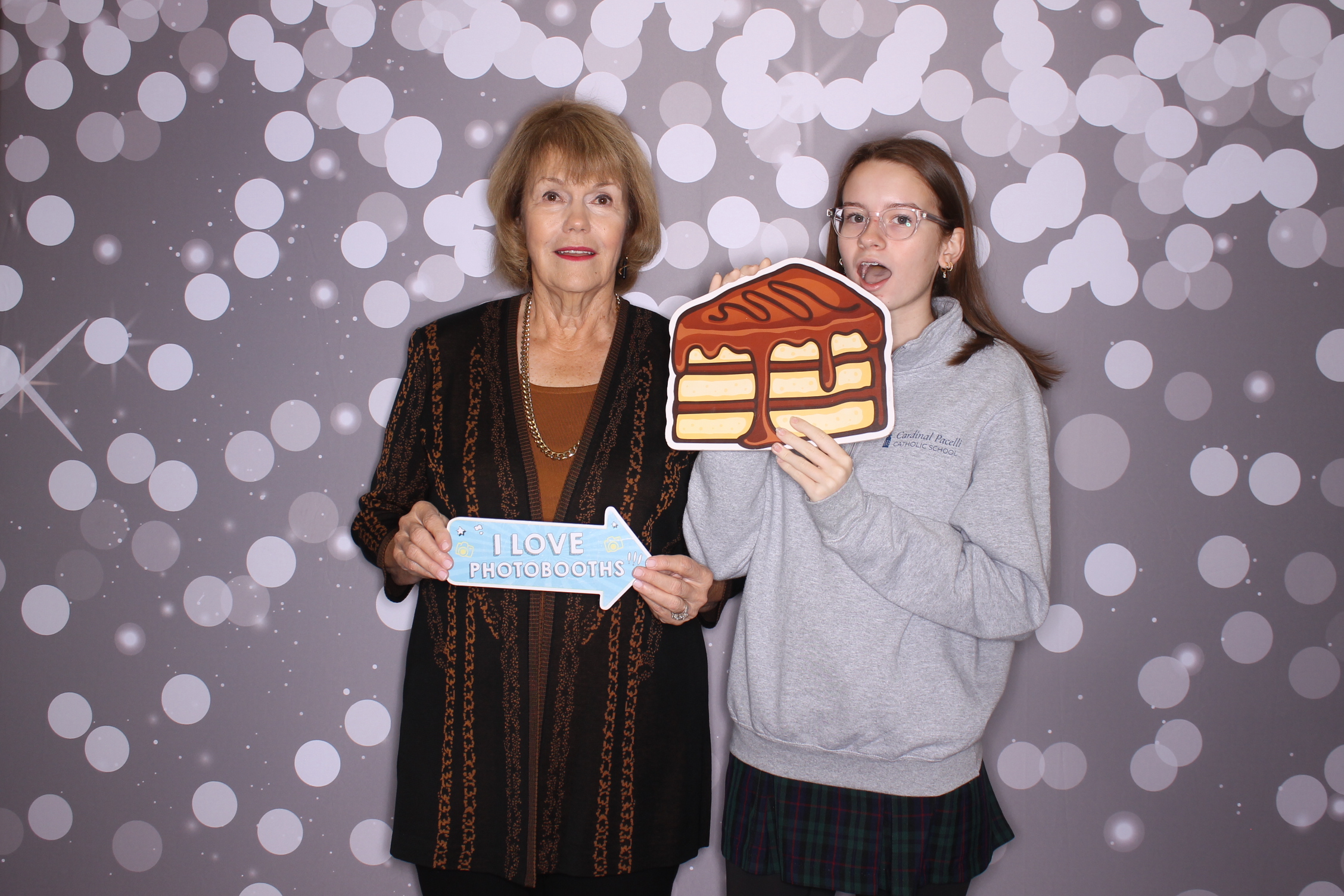Grand Parents Day | View more photos from the event at gallery.photoboothcincy.com/u/PhotoBoothCincy/Grand-Parents-Day